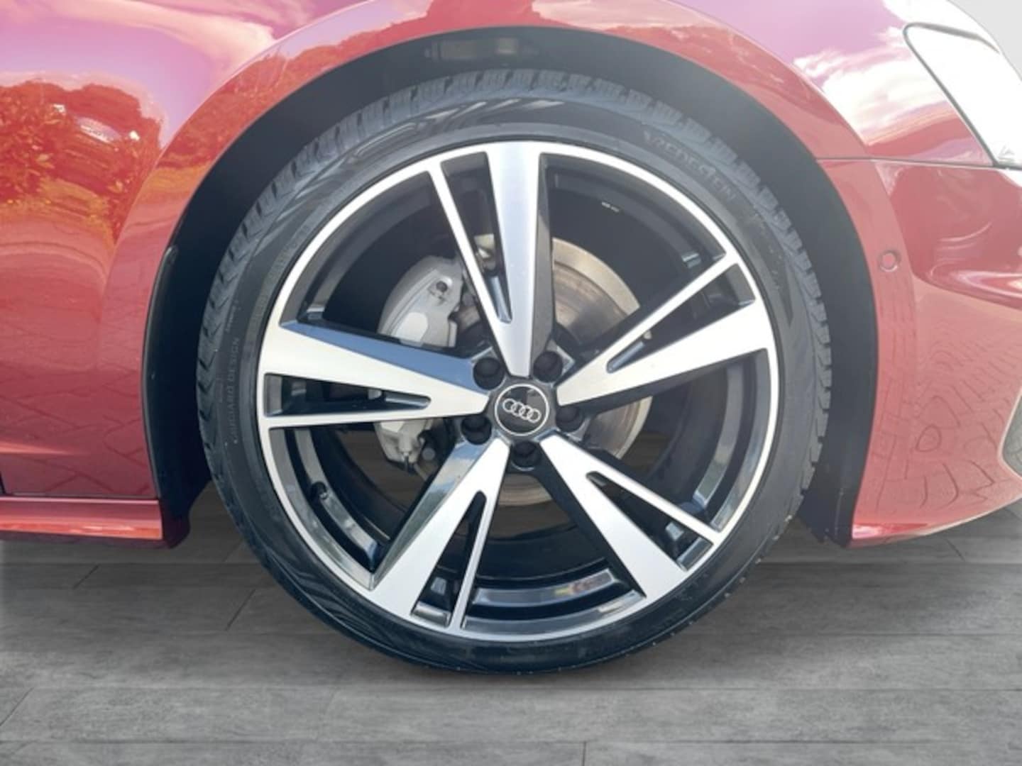 Bild über Audi A6 Avant S line 40 TDI S tronic - für weitere Informationen kontaktieren Sie den Audi Partner