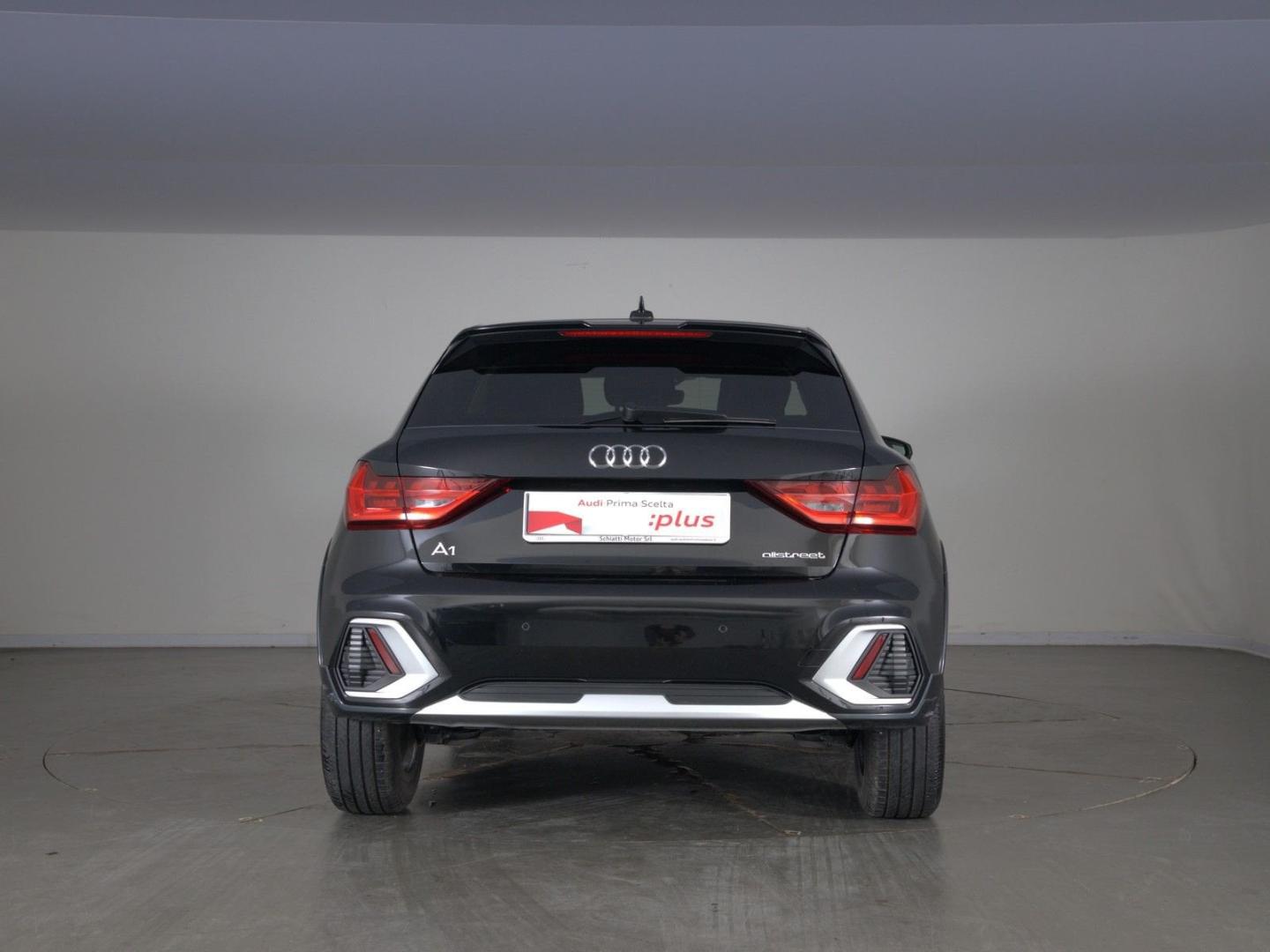 Immagine di Audi A1 allstreet Admired 30 TFSI 81 kW (110 CV) S tronic - Vista: for more details contact your dealer