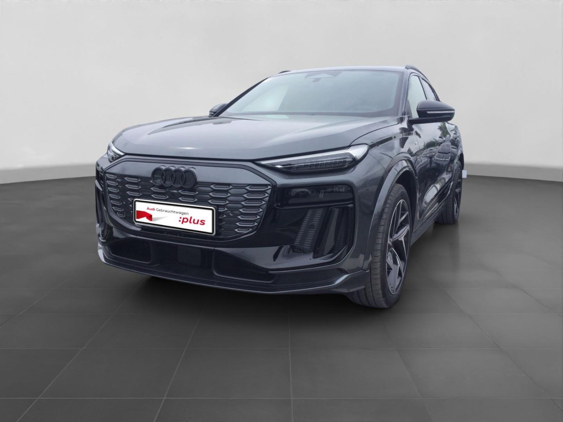 Audi Q6 SUV e-tron