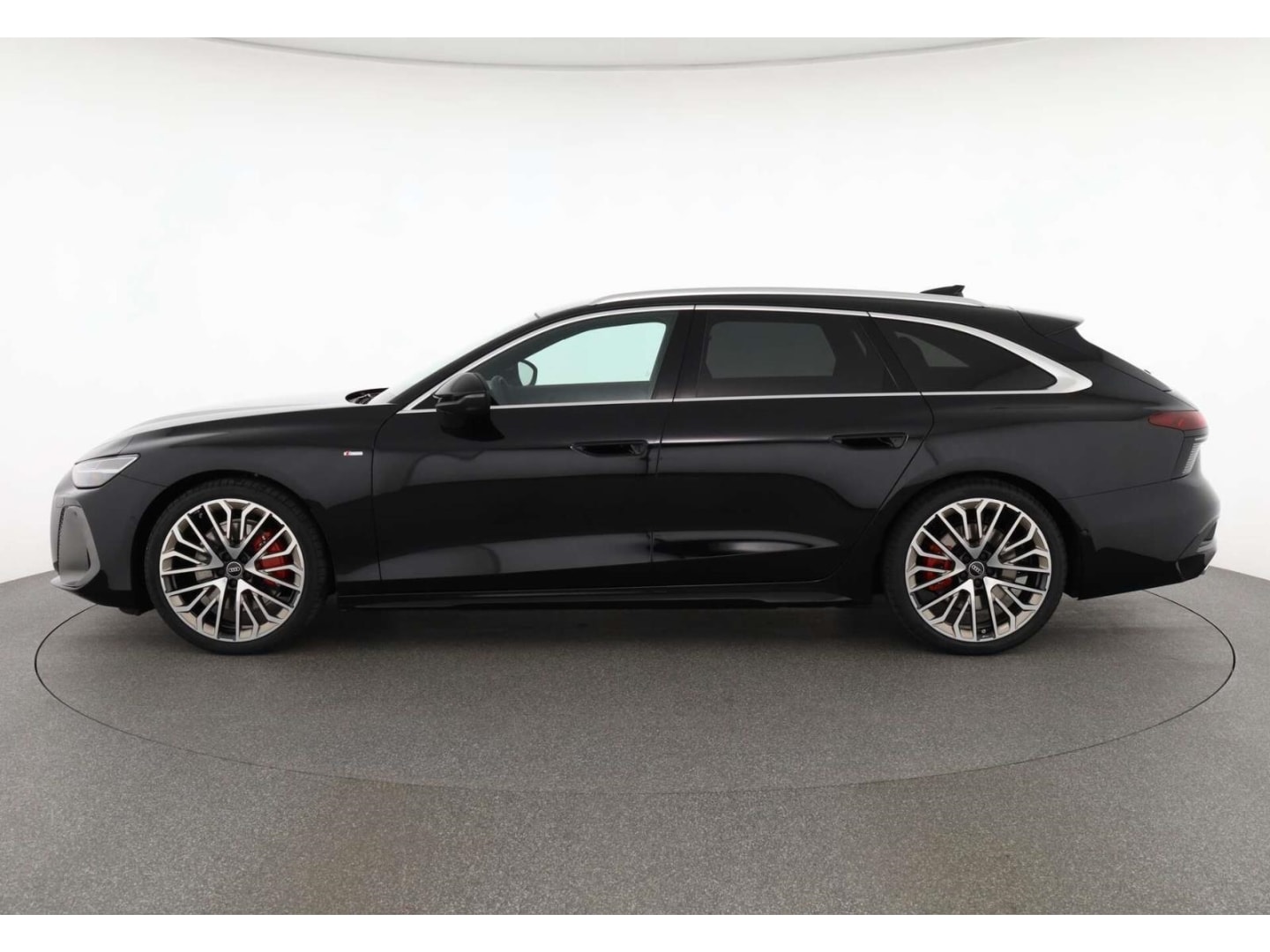 Bild über Audi A6 Avant TFSI quattro 270 kW S tronic - für weitere Informationen kontaktieren Sie den Audi Partner