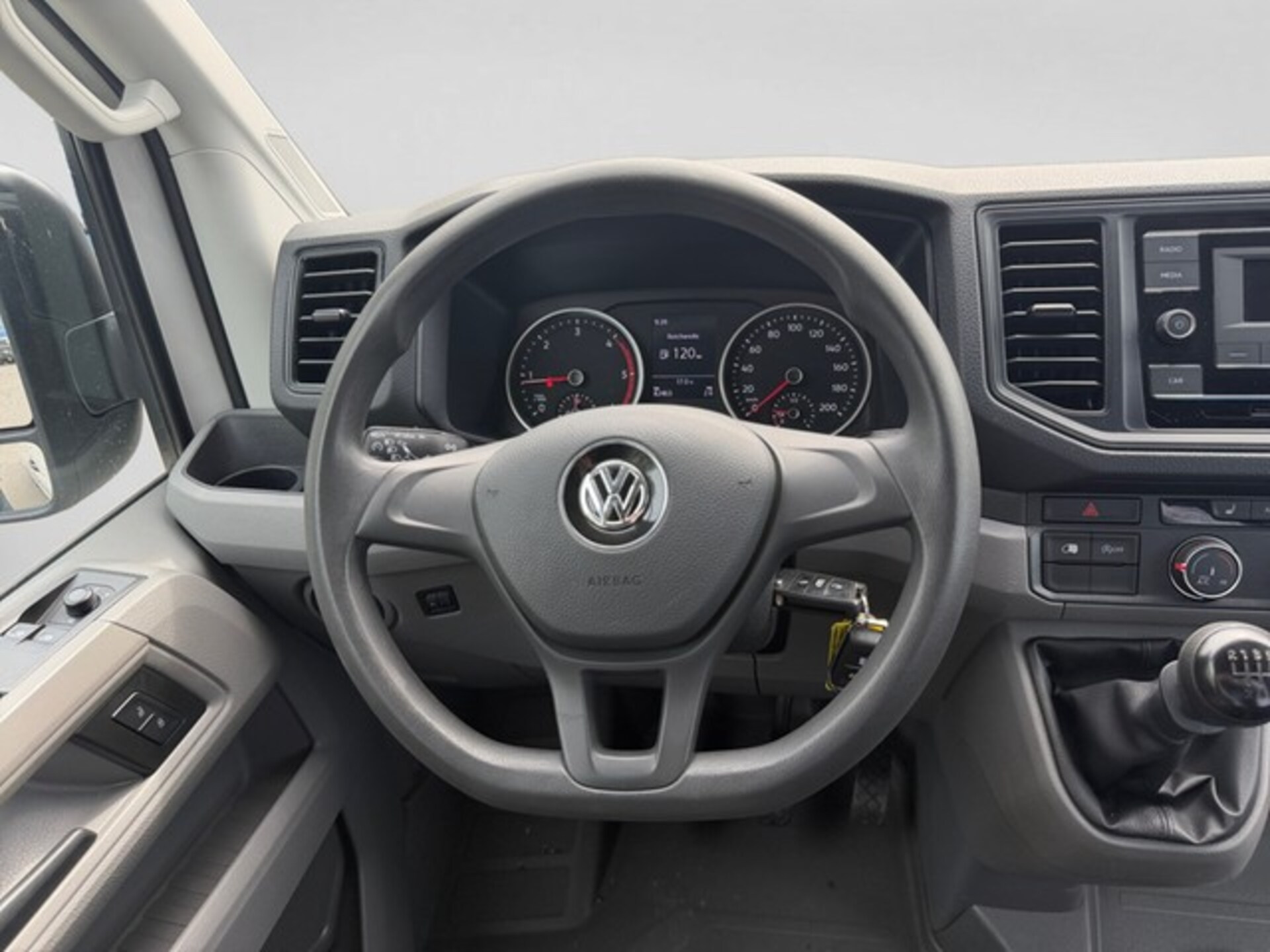 Volkswagen Crafter Kasten mittlerer Radstand