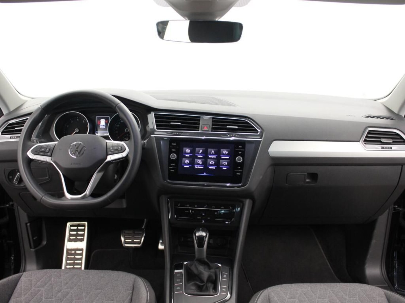 Volkswagen Tiguan – Bild 8