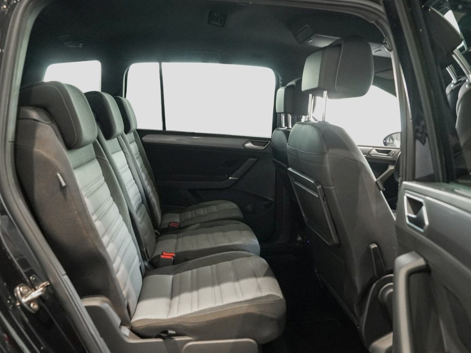Volkswagen Touran – Bild 9