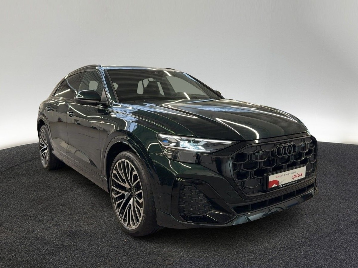 Bild über Audi Q8 SUV 50 TDI quattro tiptronic - für weitere Informationen kontaktieren Sie den Audi Partner