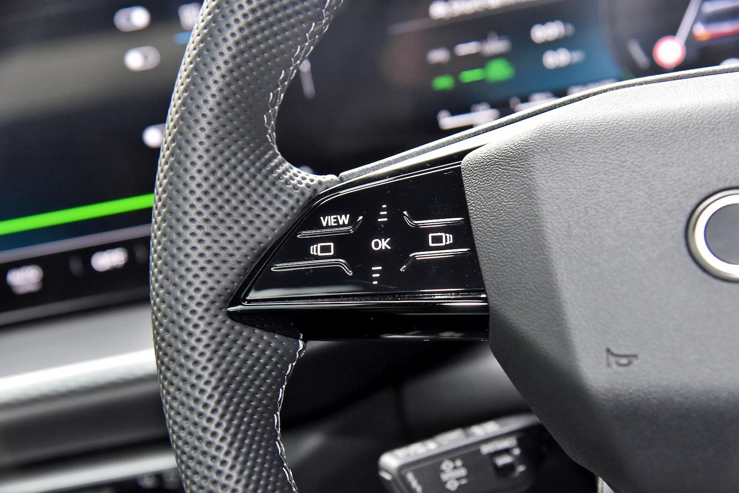 Image about Audi Q5 SUV e-hybrid quattro S tronic