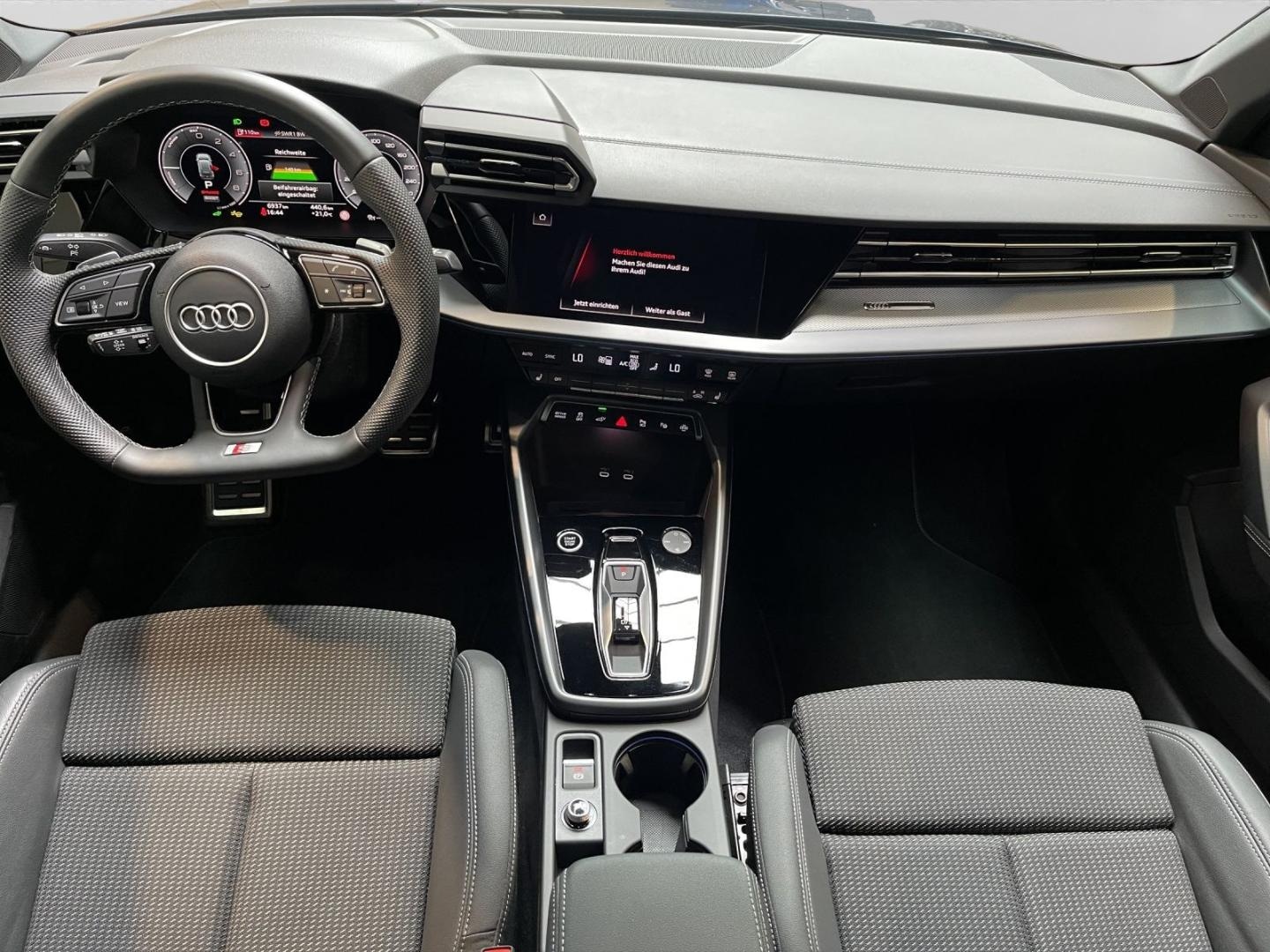 Bild über Audi A3 Sportback TFSI e TFSI e 150 kW S tronic - für weitere Informationen kontaktieren Sie den Audi Partner