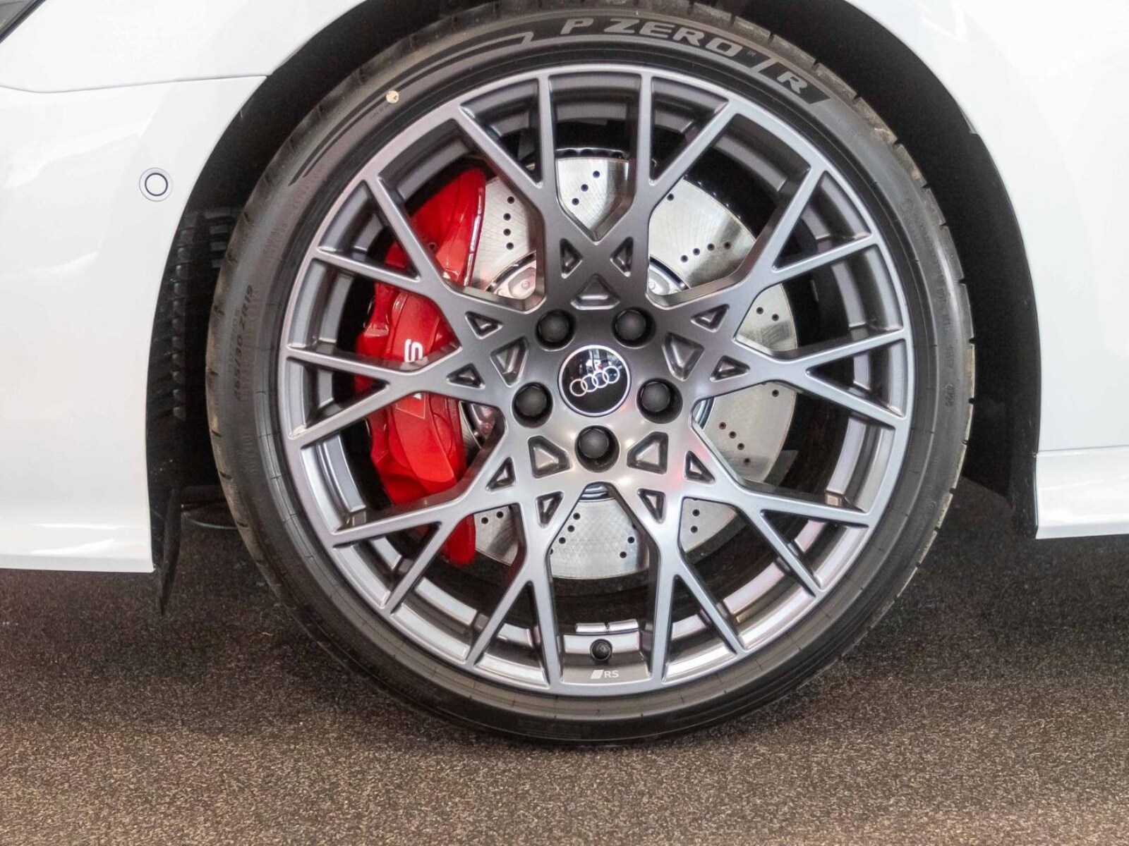 Audi RS 3 Limousine – Bild 5