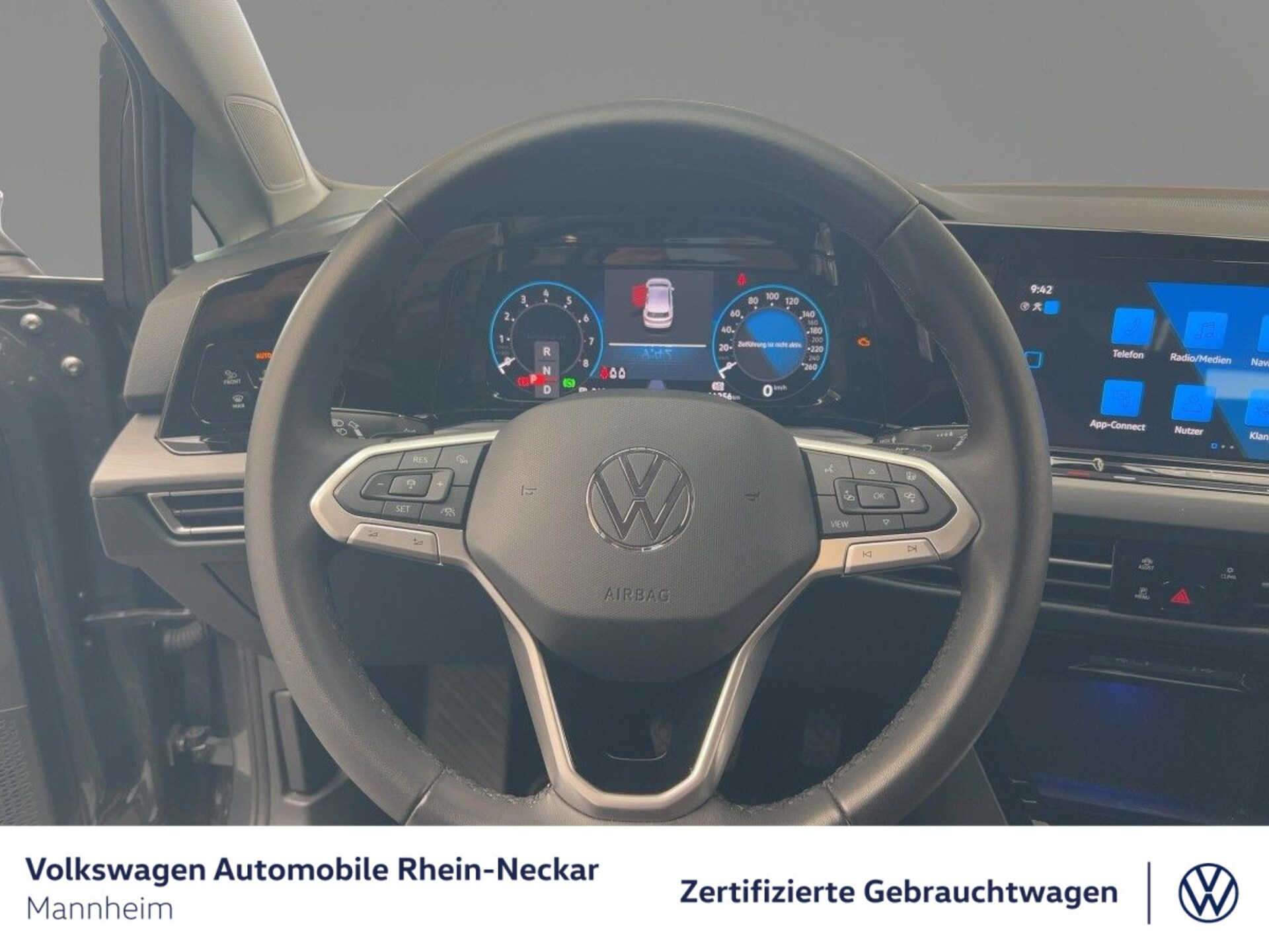 Volkswagen Golf Style