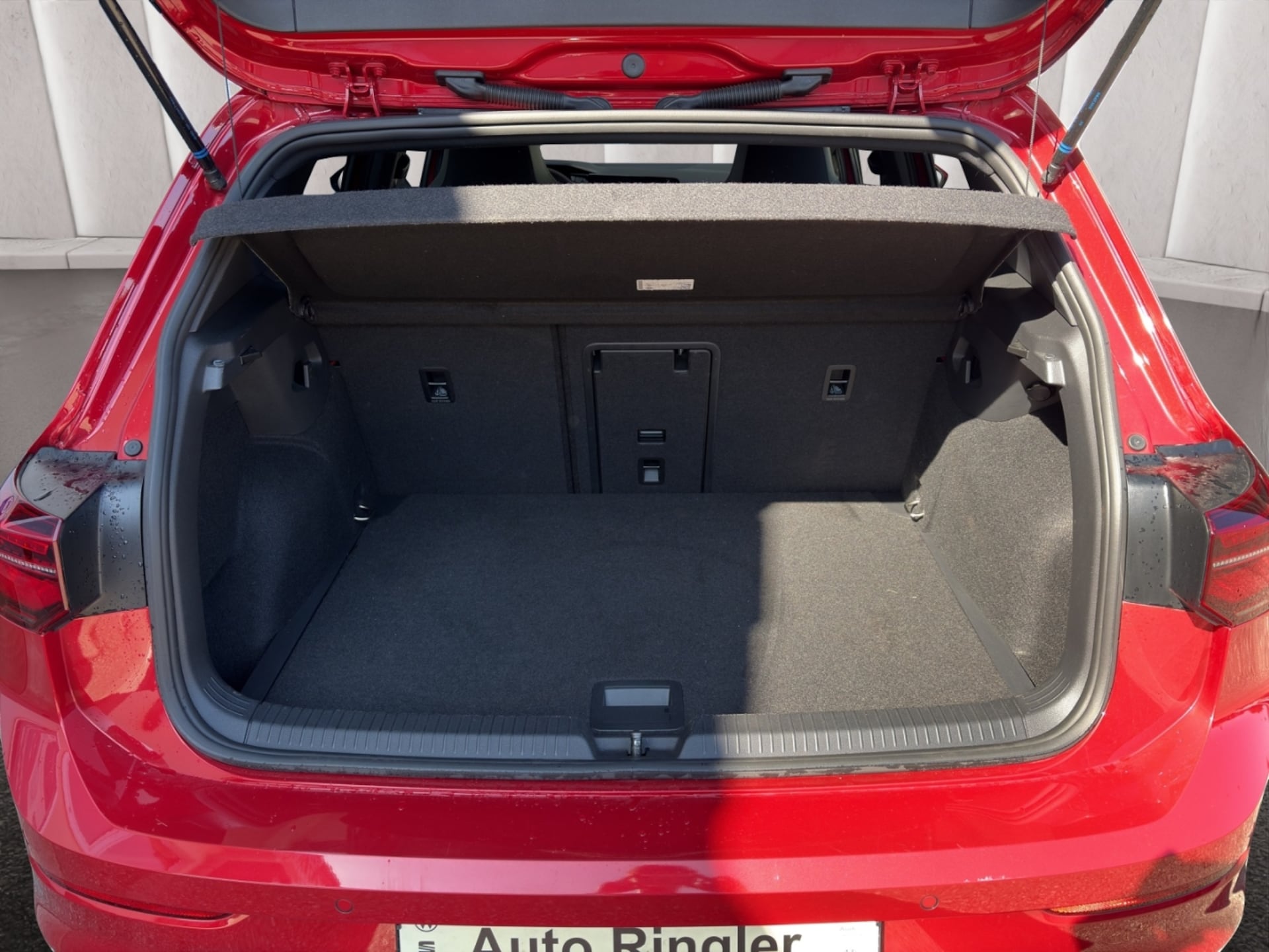 Volkswagen Golf R-Line