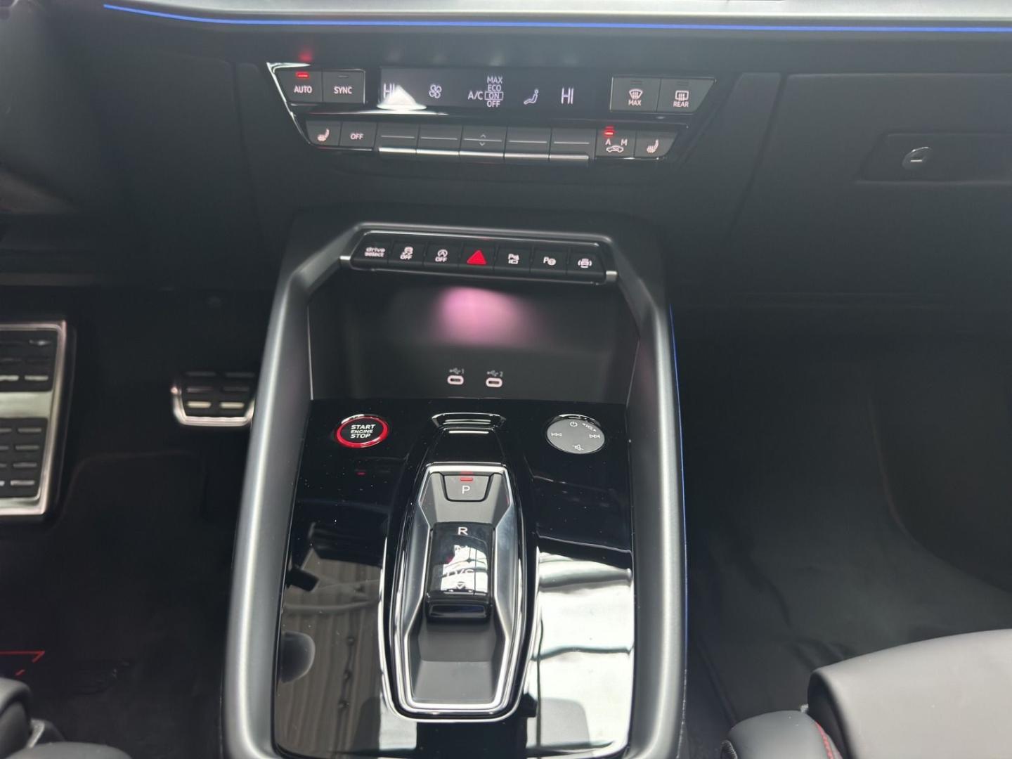 Image about Audi RS 3 Sportback TFSI quattro S tronic