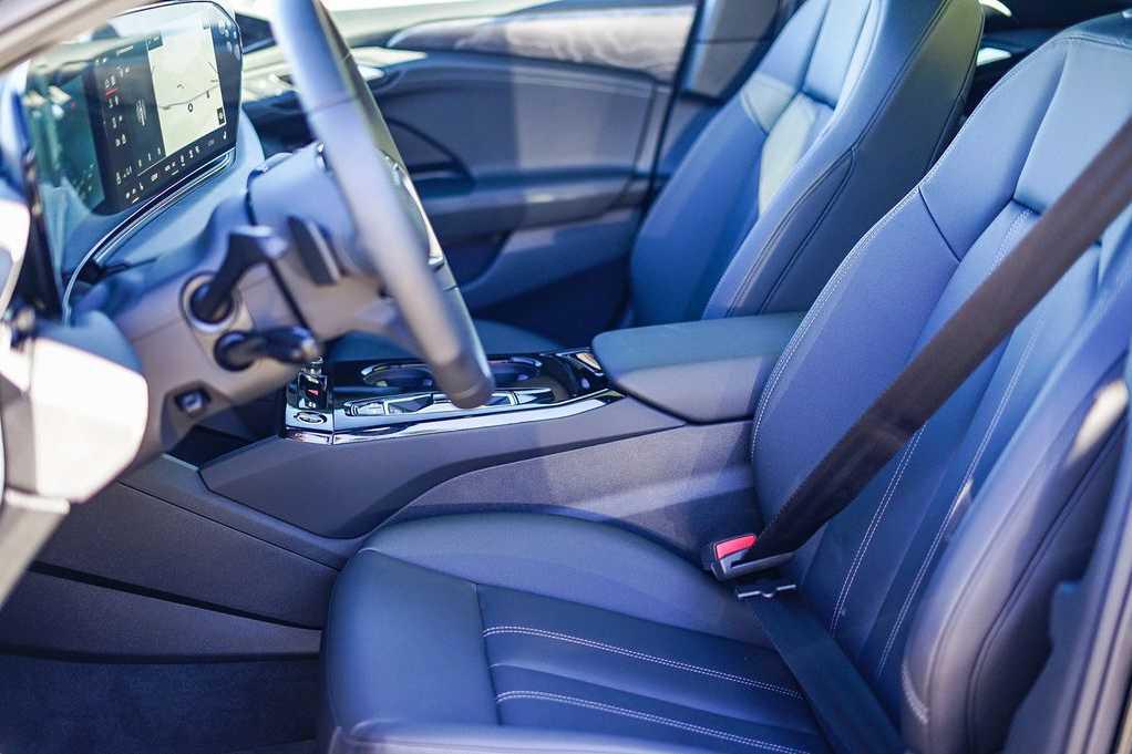 2025 Audi A6 Sportback e-tron Premium - Photo 18
