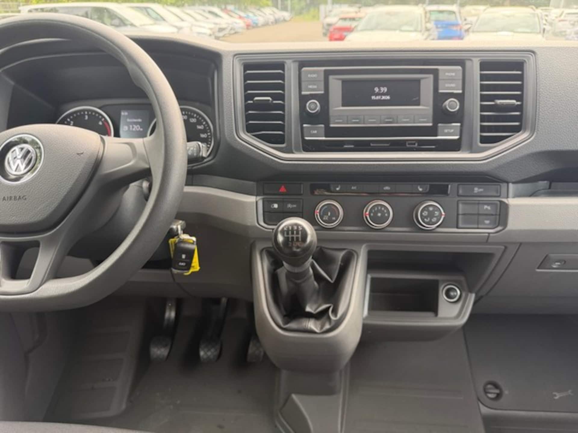 Volkswagen Crafter Kasten mittlerer Radstand