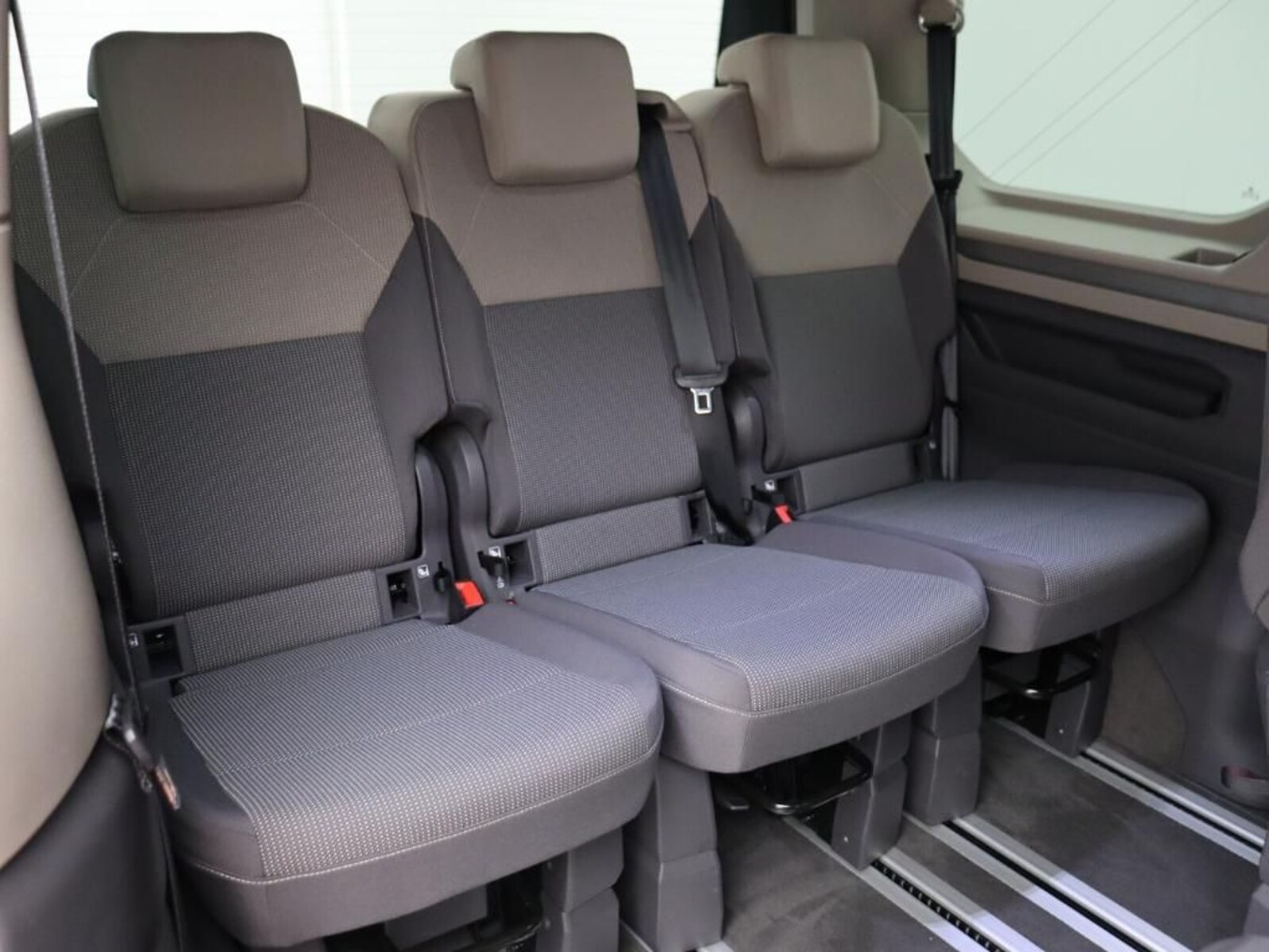 Volkswagen Multivan – Bild 9