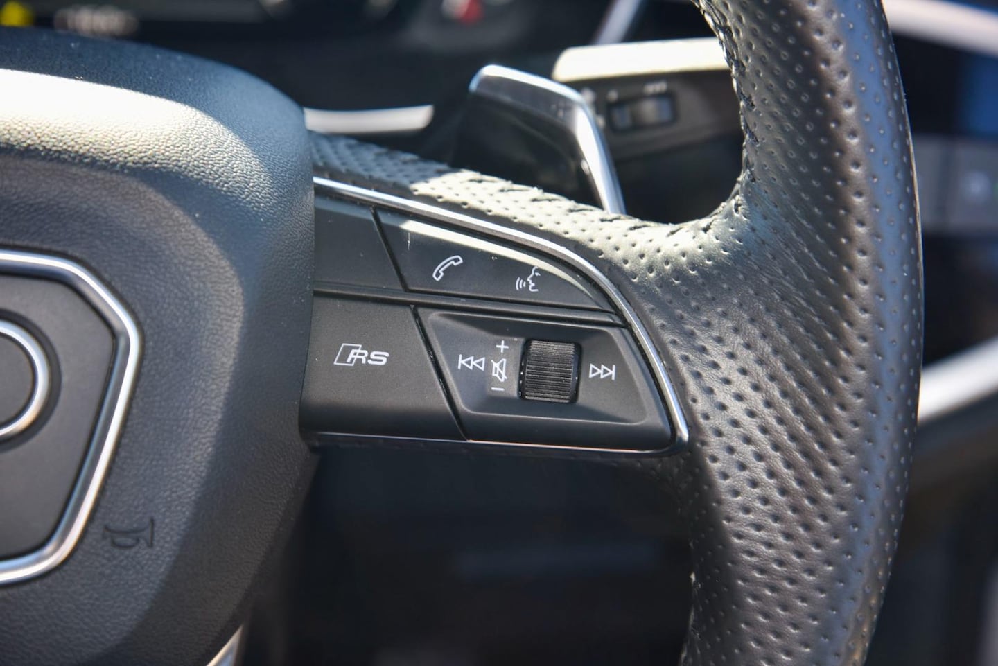 Image about Audi RS Q3 TFSI quattro S tronic