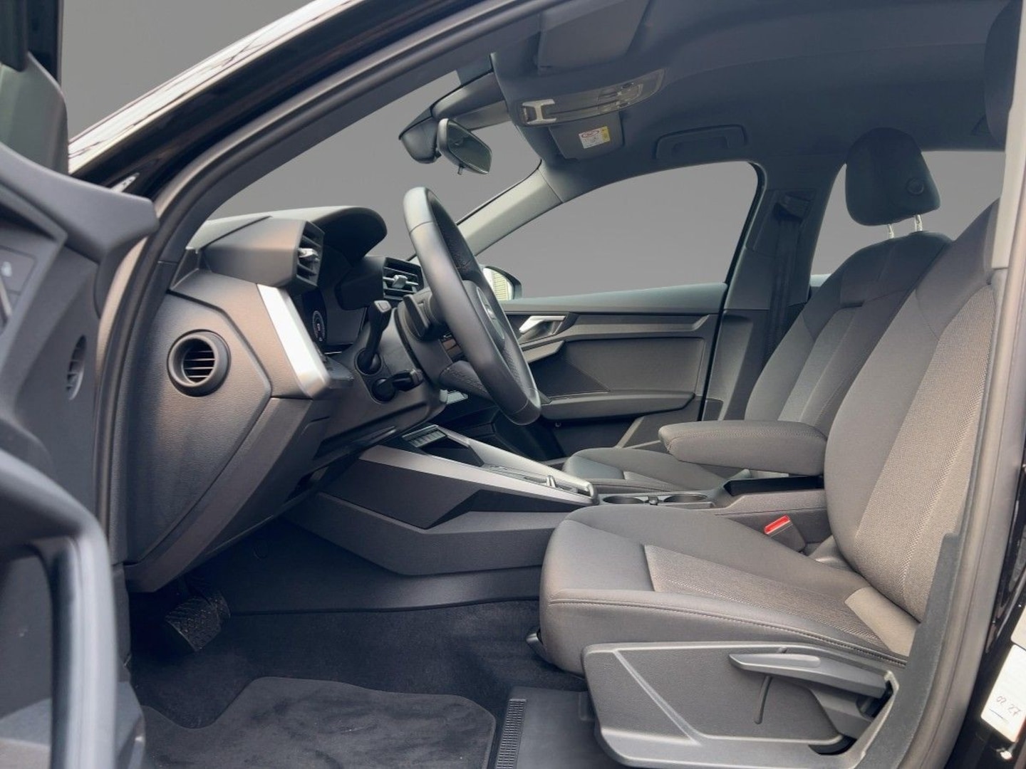 Bild über Audi A3 Sportback 35 TFSI S tronic - für weitere Informationen kontaktieren Sie den Audi Partner