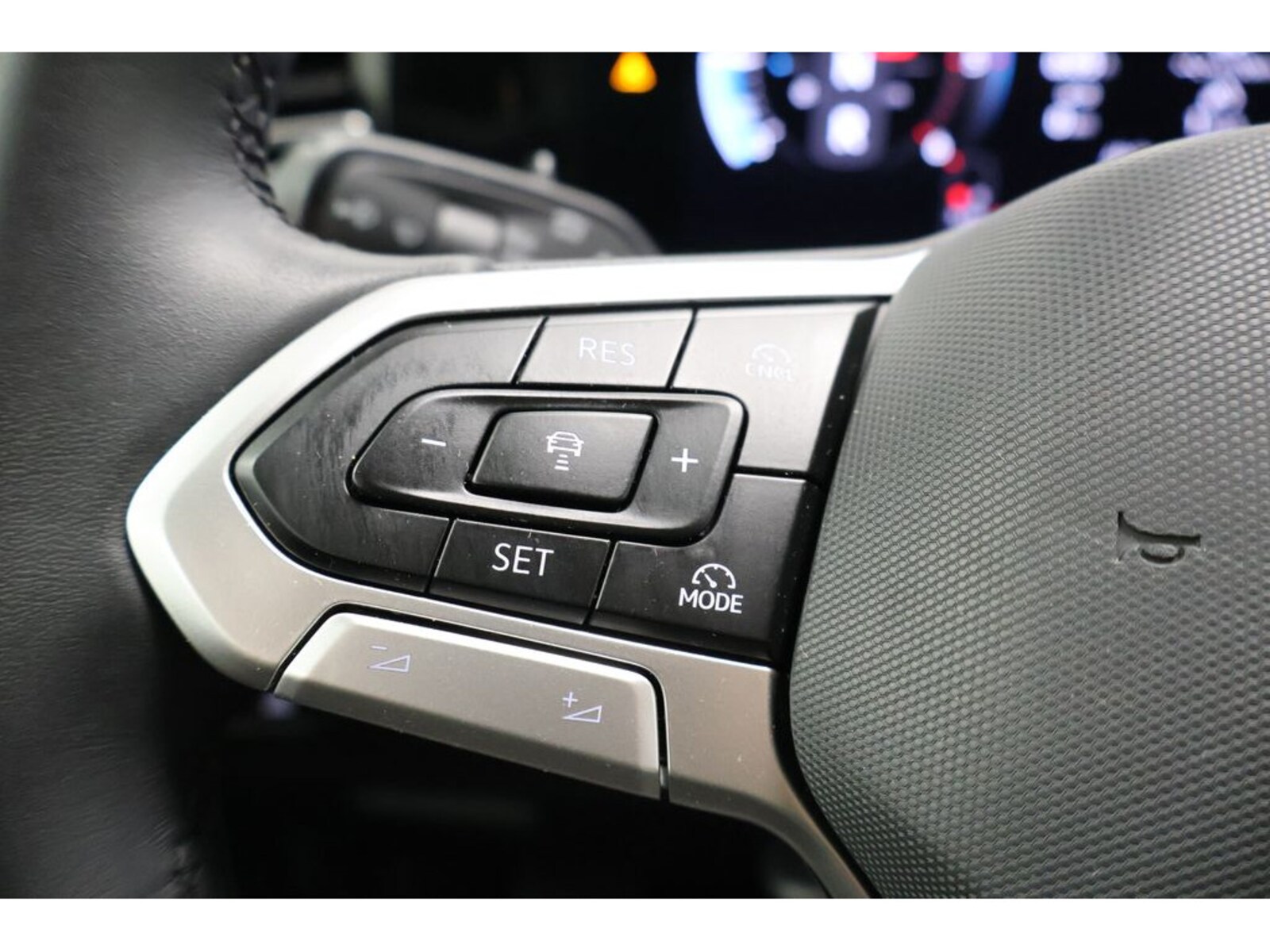 Volkswagen Tiguan – Bild 19