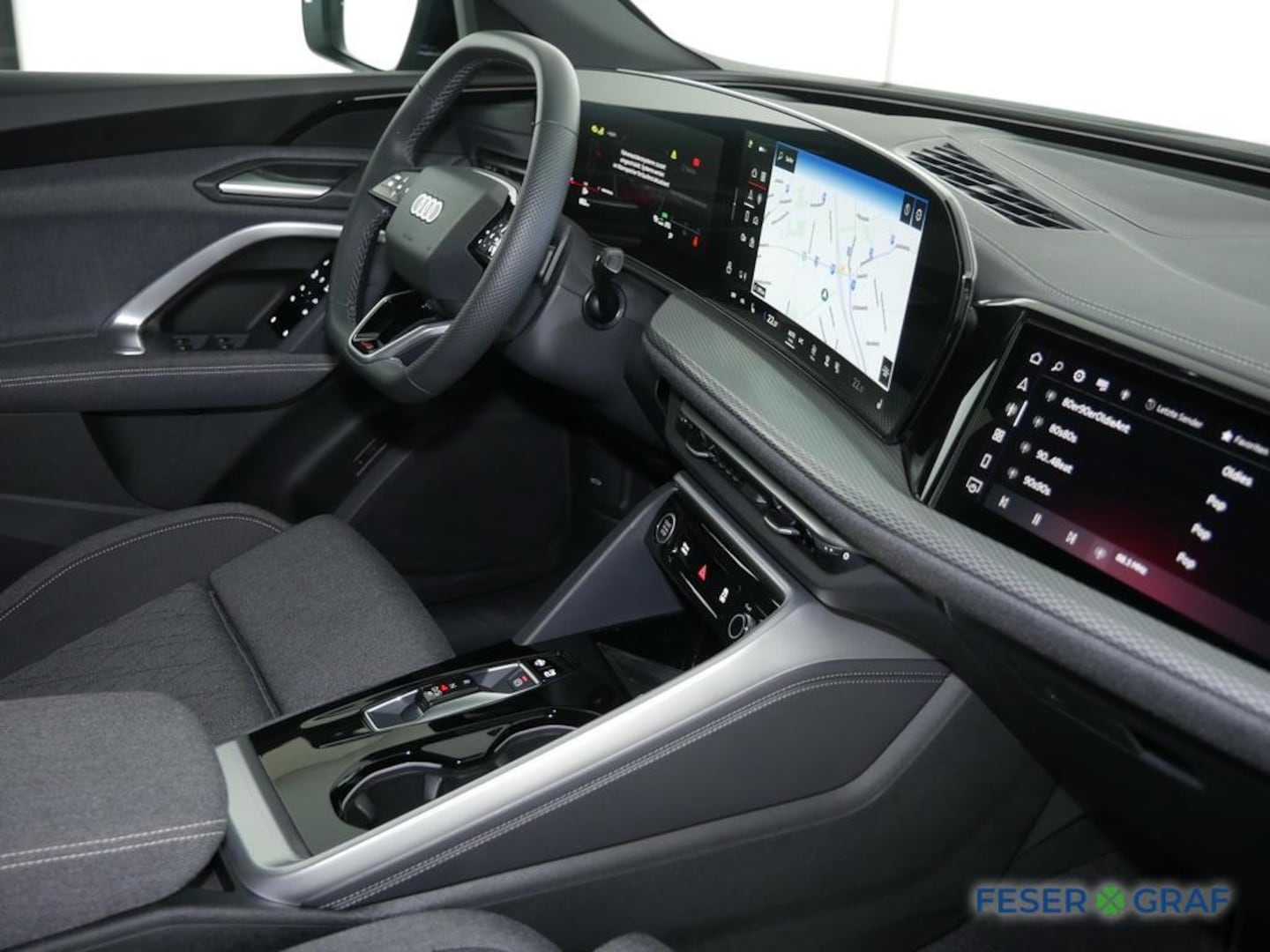 Bild über Audi Q5 SUV TFSI 150 kW S tronic - für weitere Informationen kontaktieren Sie den Audi Partner