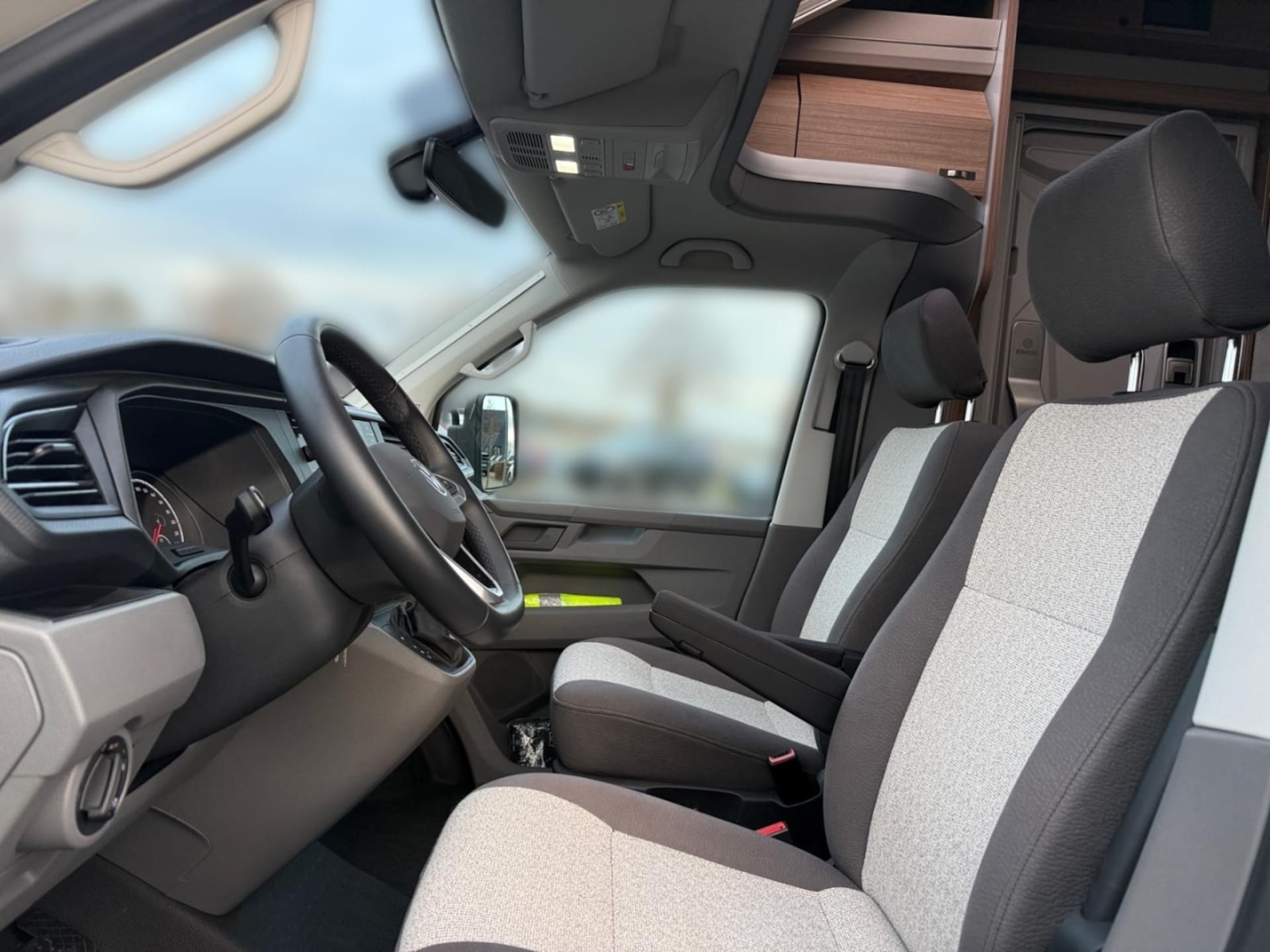 Volkswagen T6.1 Transporter Pritschenwagen Einzelkabine