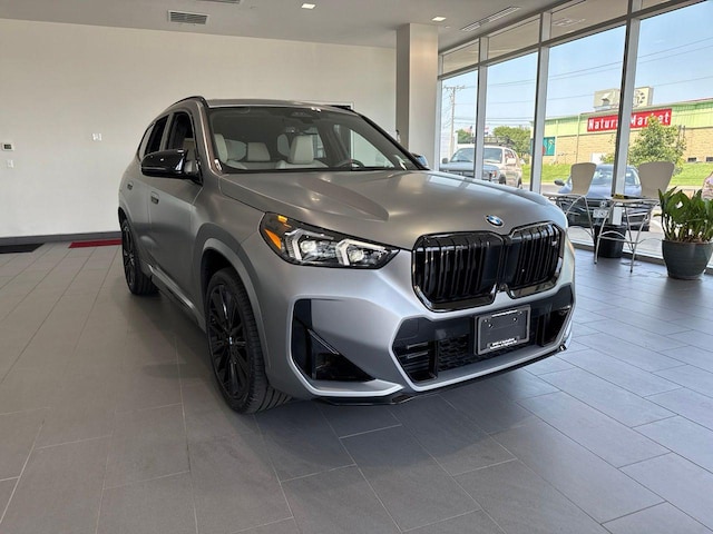 2025 BMW X1