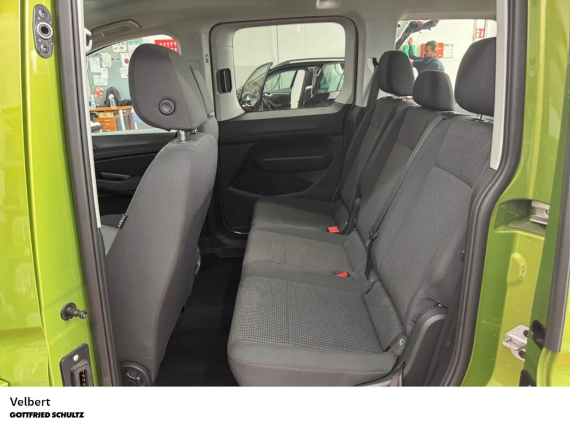 Volkswagen Caddy Basis-Modell