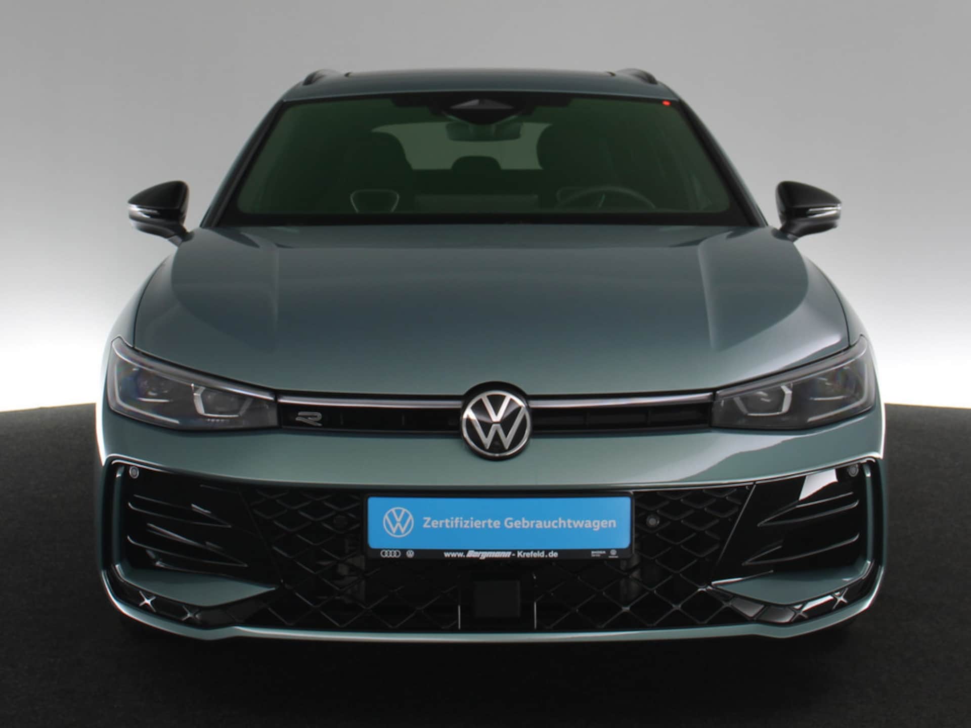 Volkswagen Passat R-Line