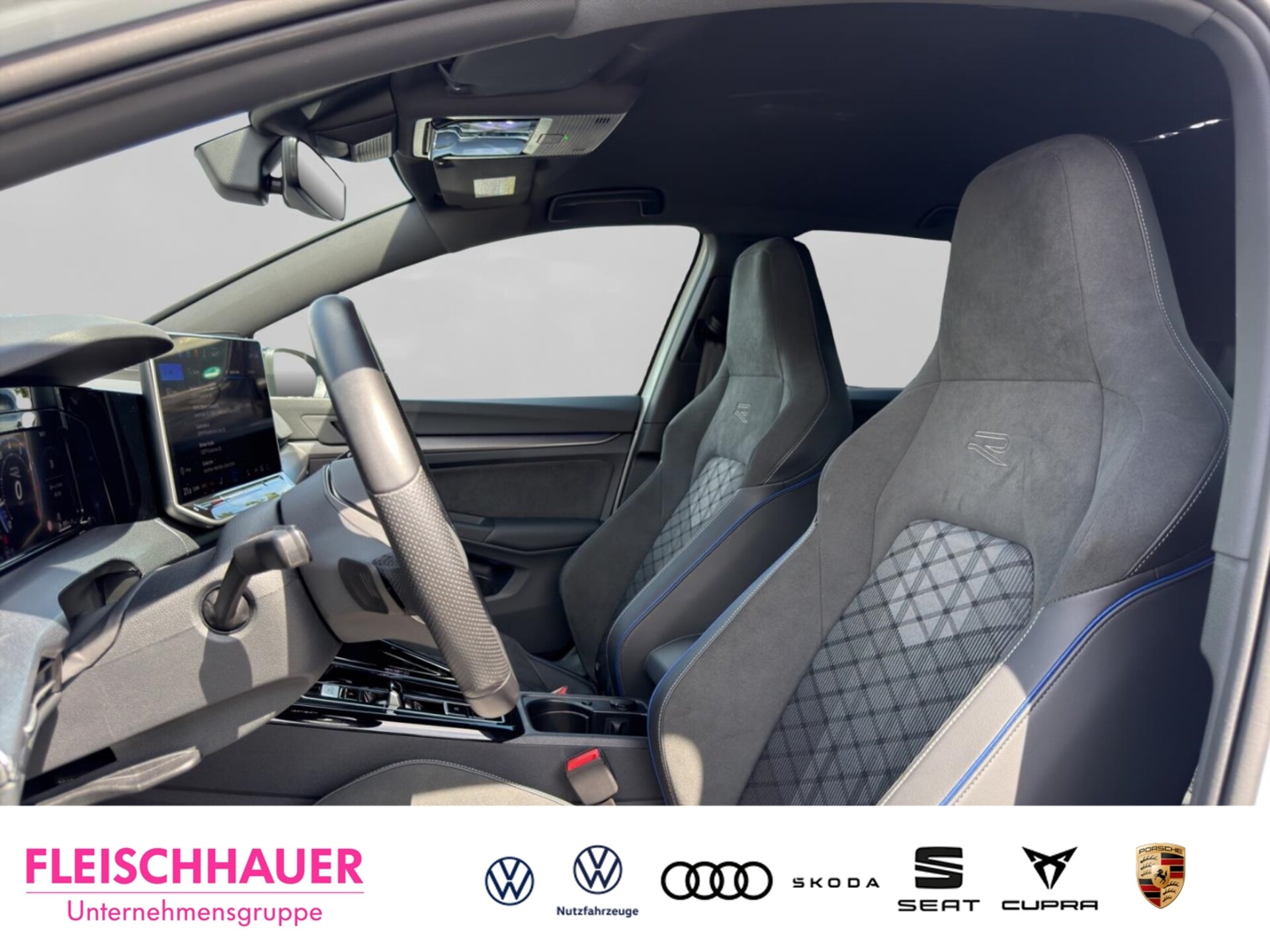 Volkswagen Golf R-Line