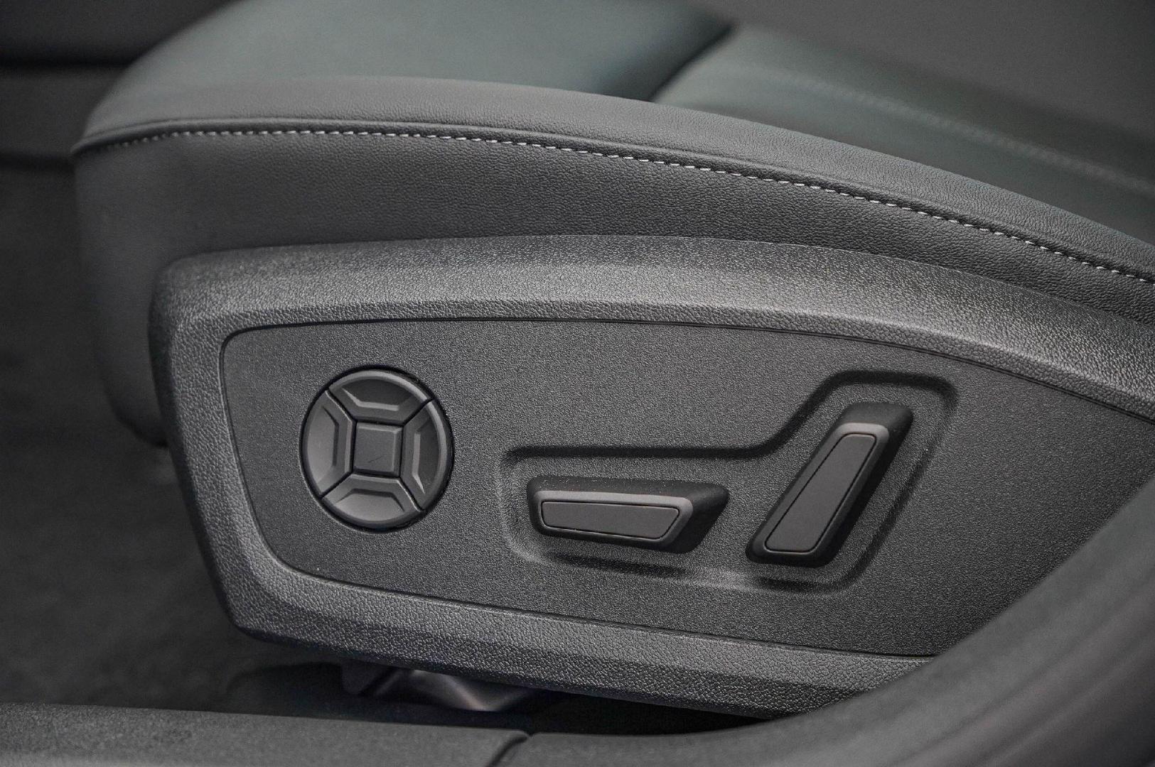 2025 Audi A5 Premium - Photo 18