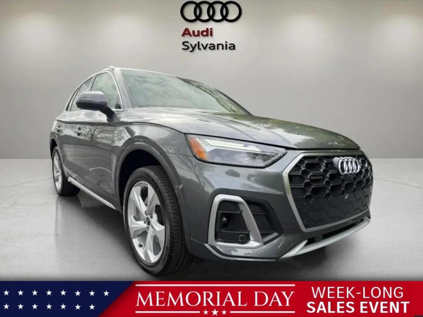 2023 Audi Q5 45 Premium Plus's photo