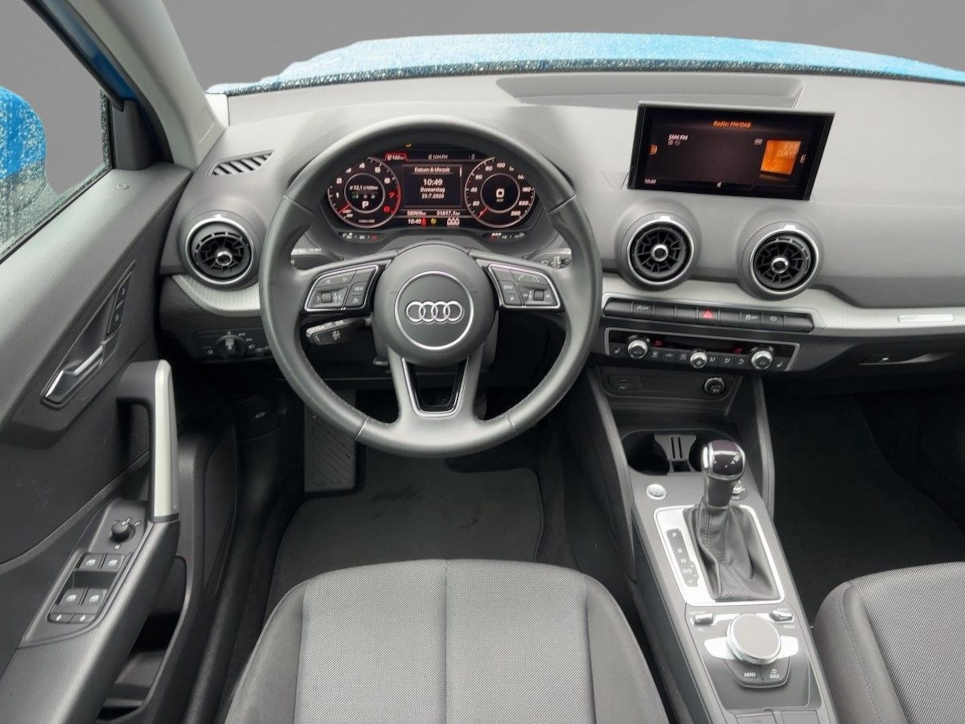 Audi Q2 S line