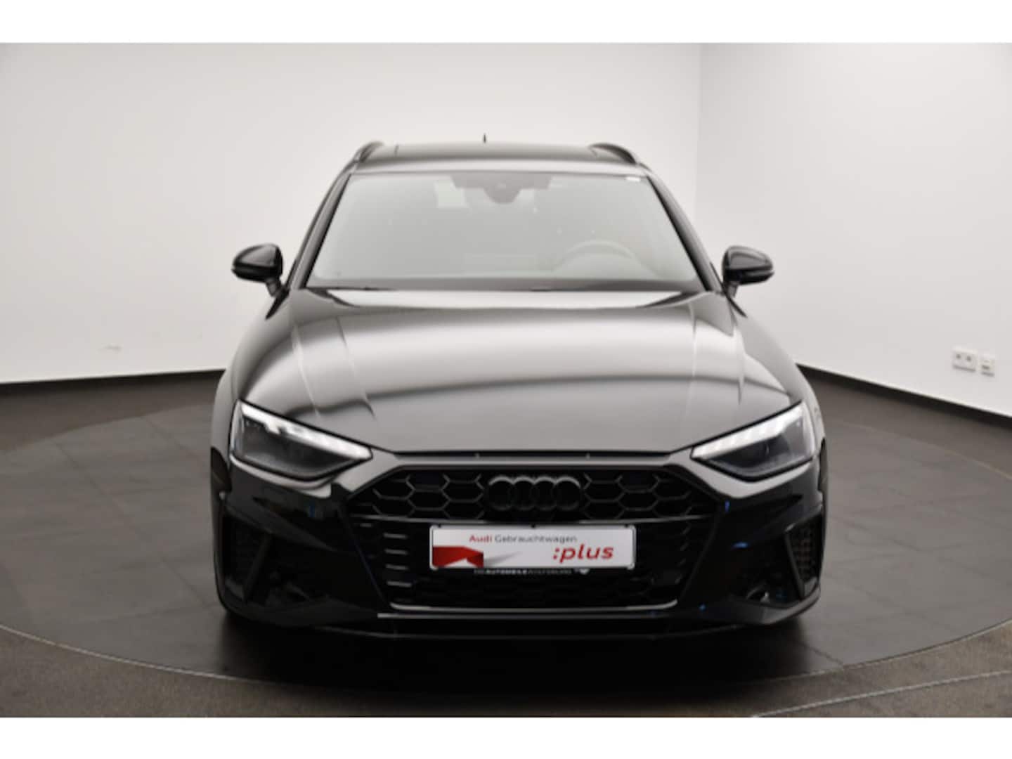 Bild über Audi A4 Avant S line 40 TFSI S tronic - für weitere Informationen kontaktieren Sie den Audi Partner