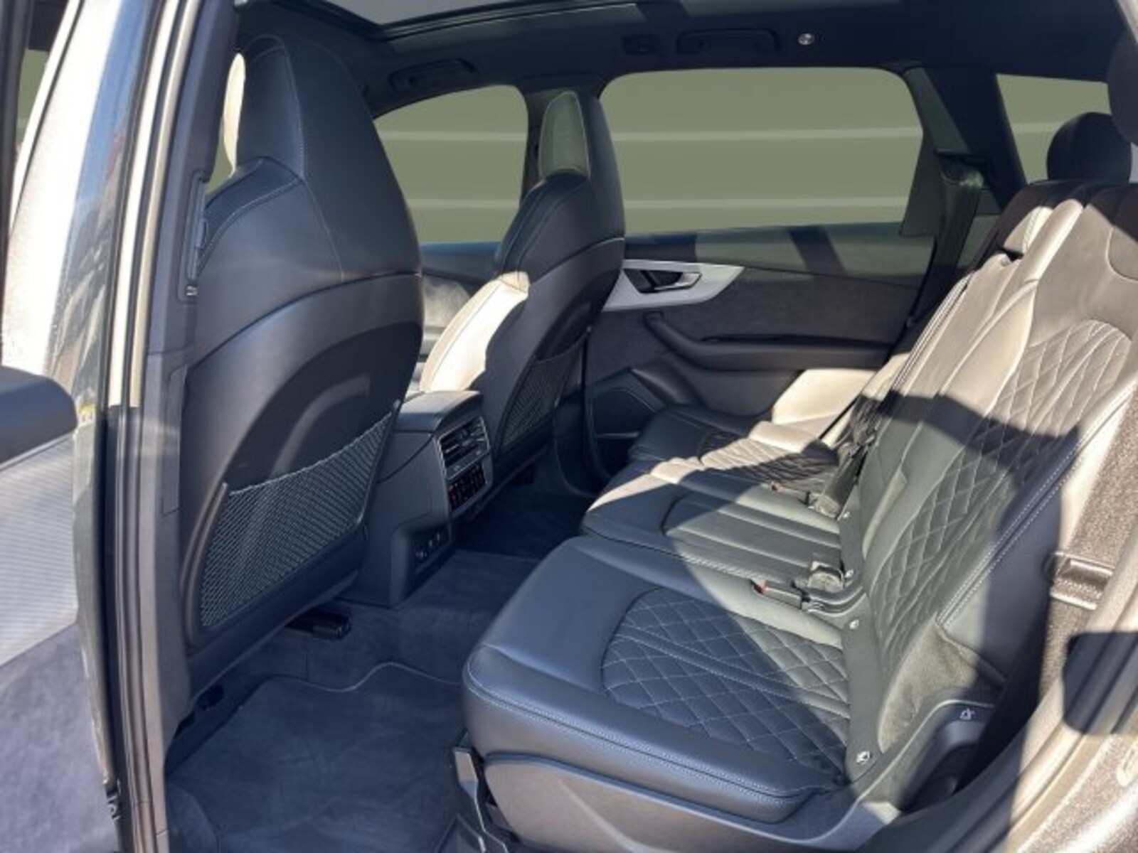 Audi SQ7 – Bild 14