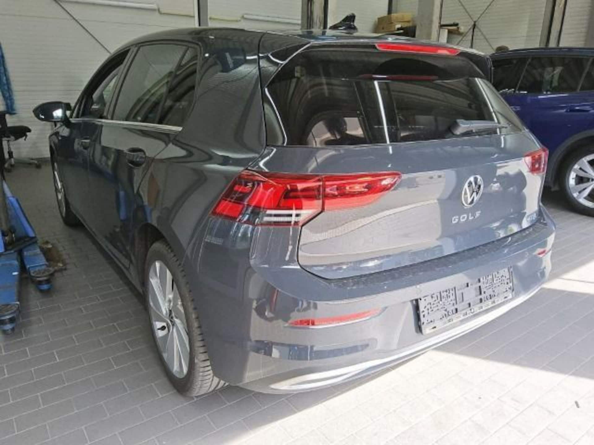 Volkswagen Golf Style