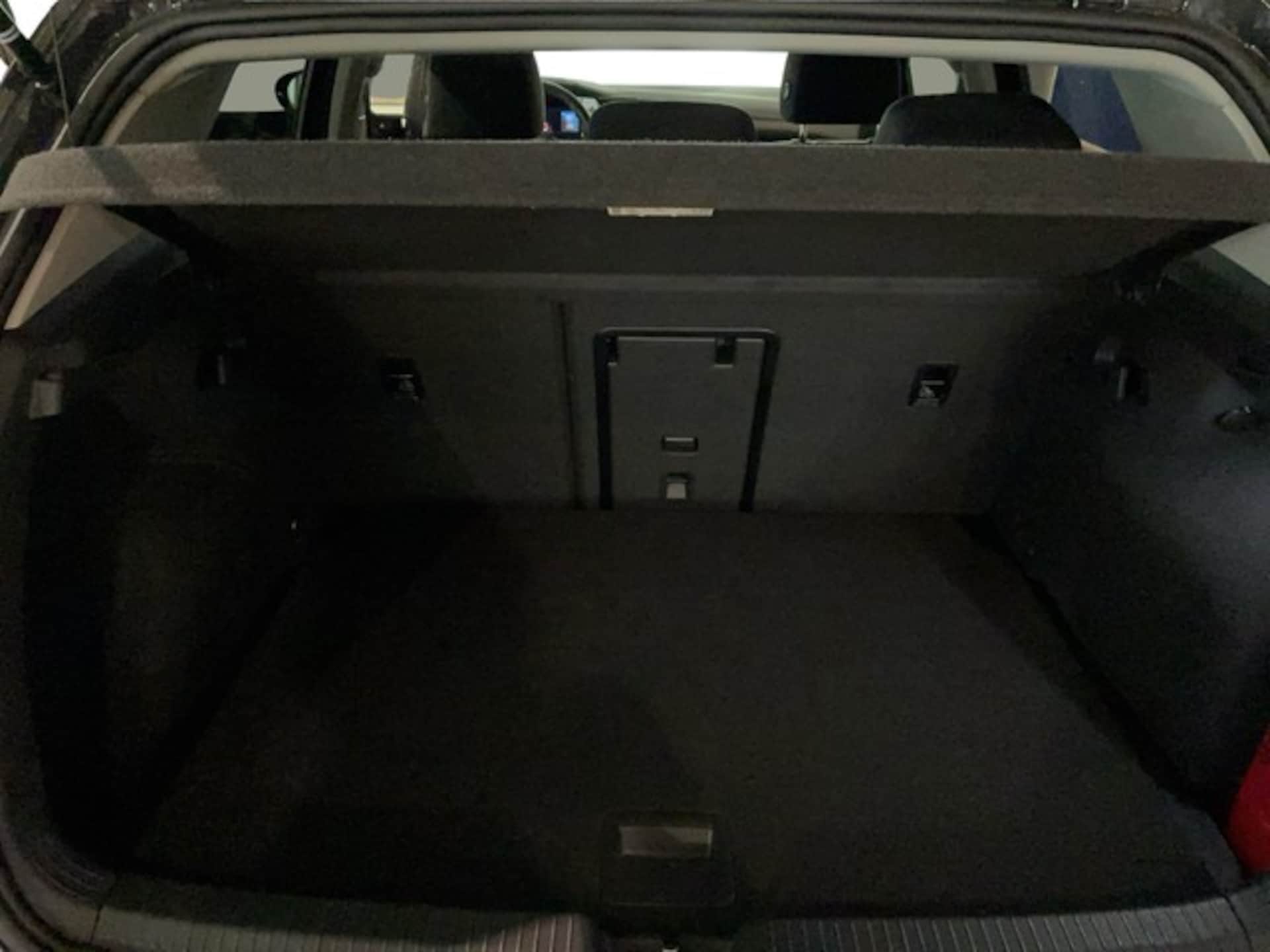 Volkswagen Golf MOVE
