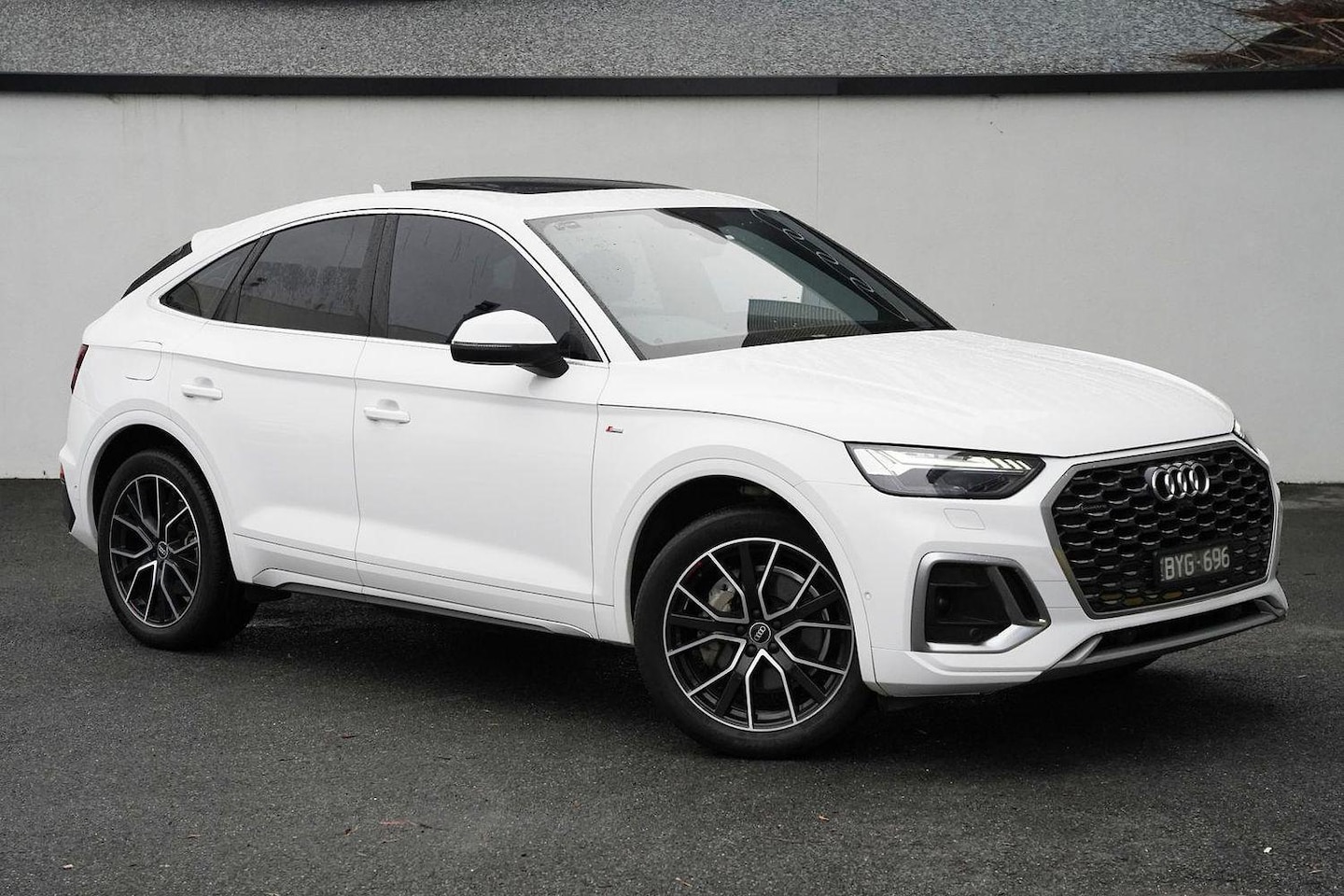 Image about Audi Q5 Sportback 45