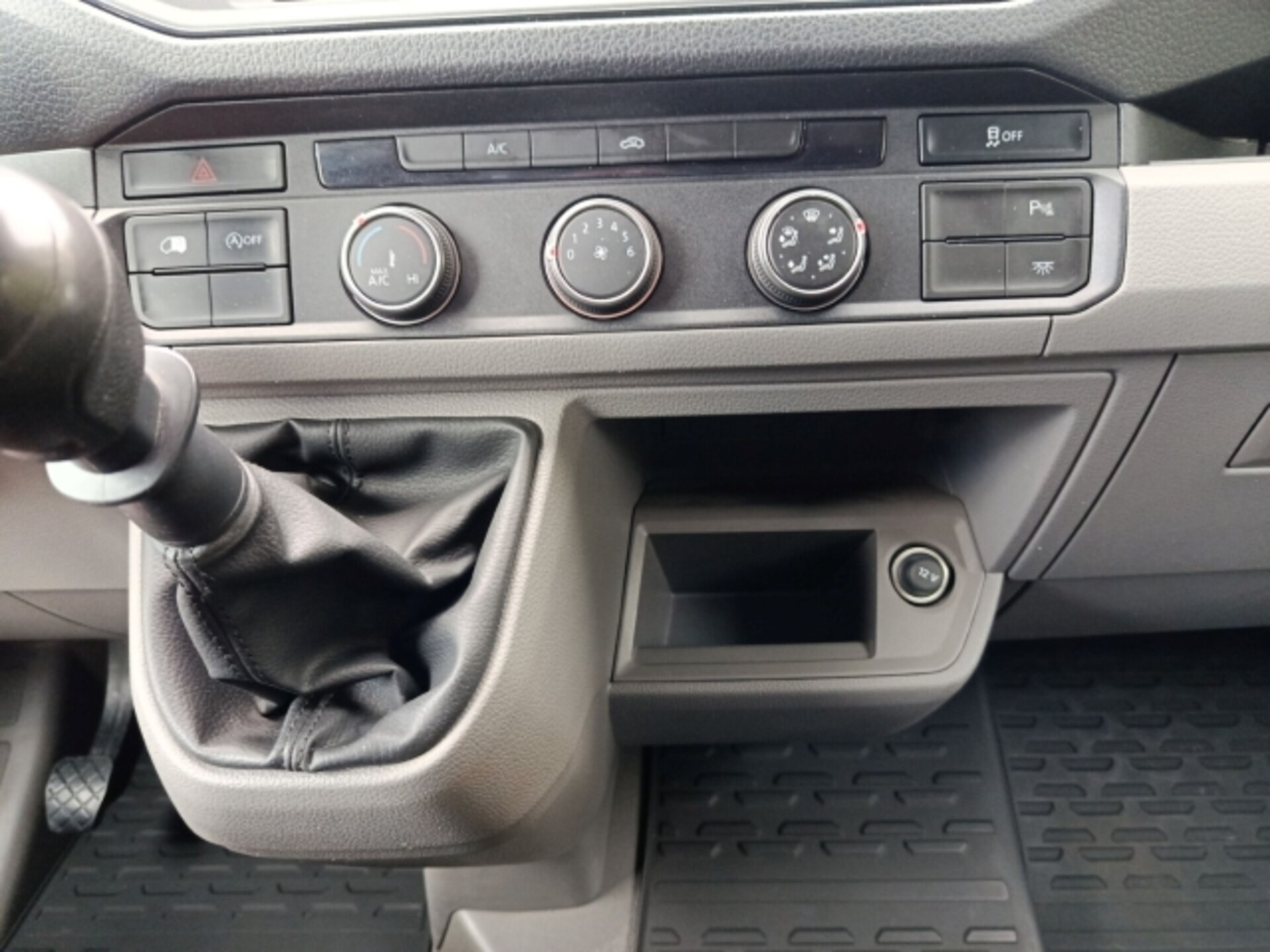 Volkswagen Crafter Kasten mittlerer Radstand