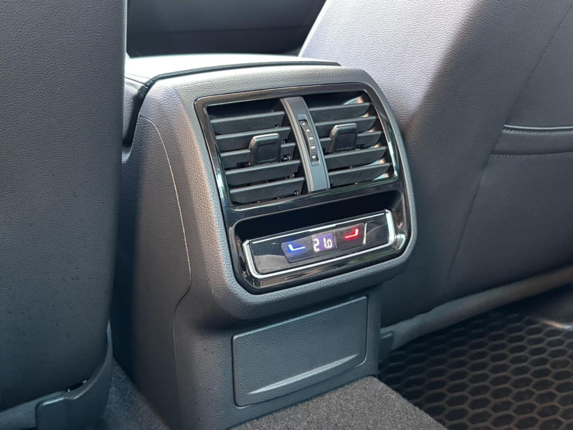 Volkswagen Passat Elegance