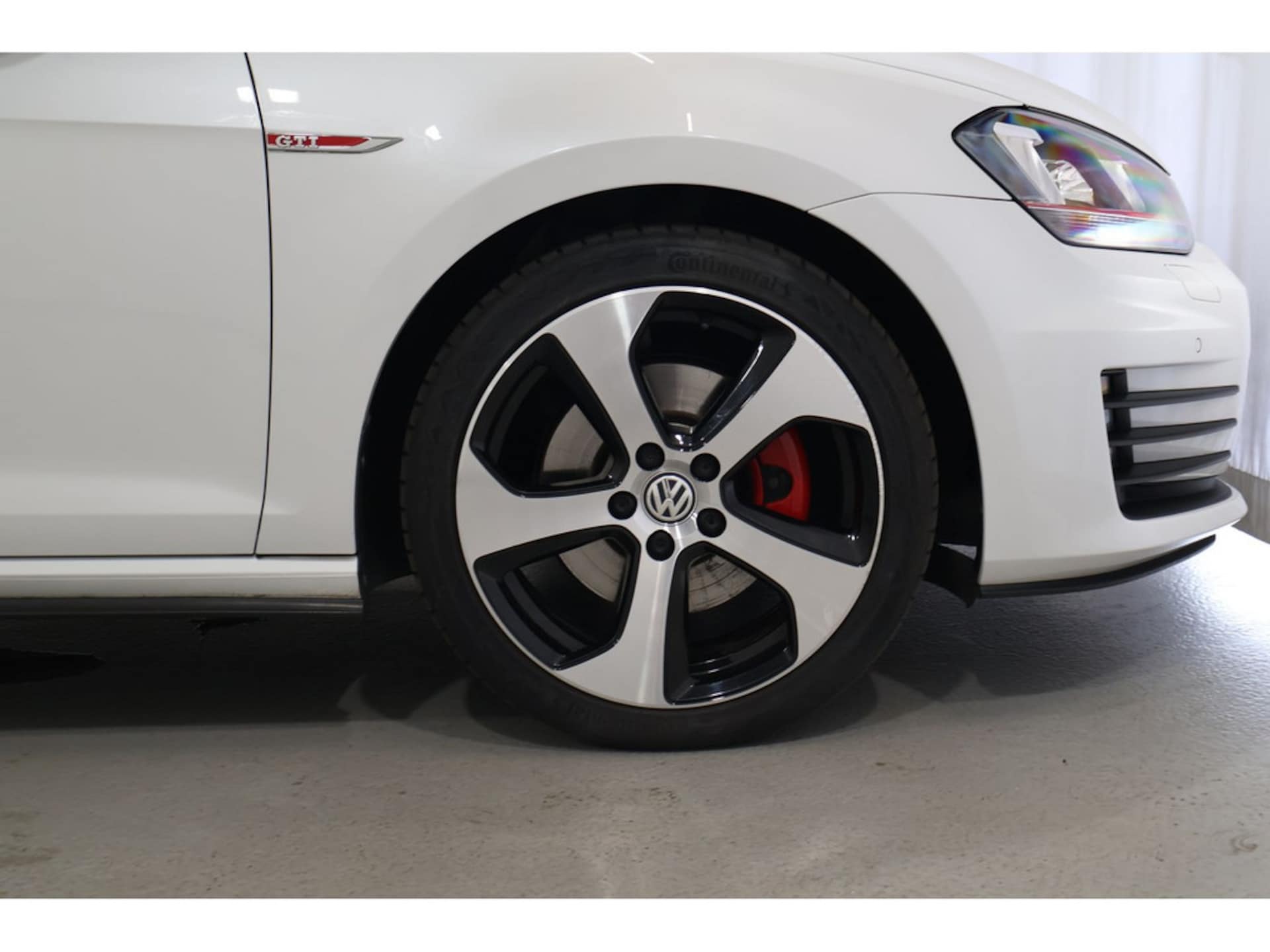 Volkswagen Golf GTI