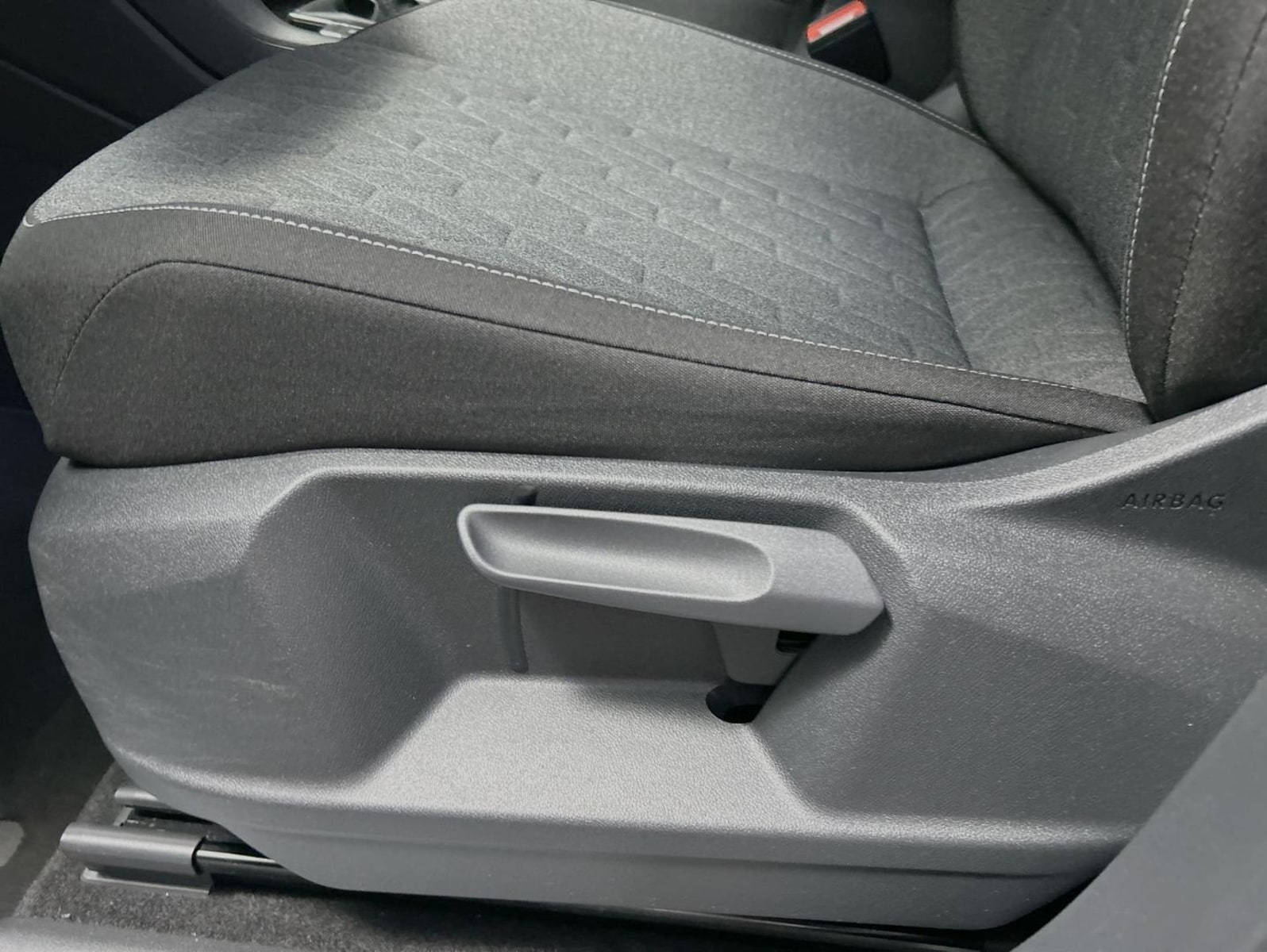 Volkswagen Tiguan – Bild 12