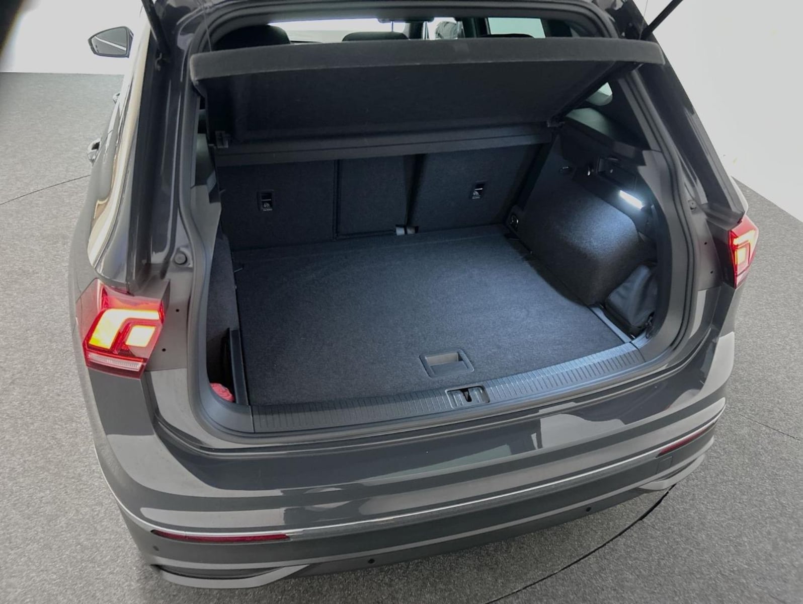 Volkswagen Tiguan – Bild 18