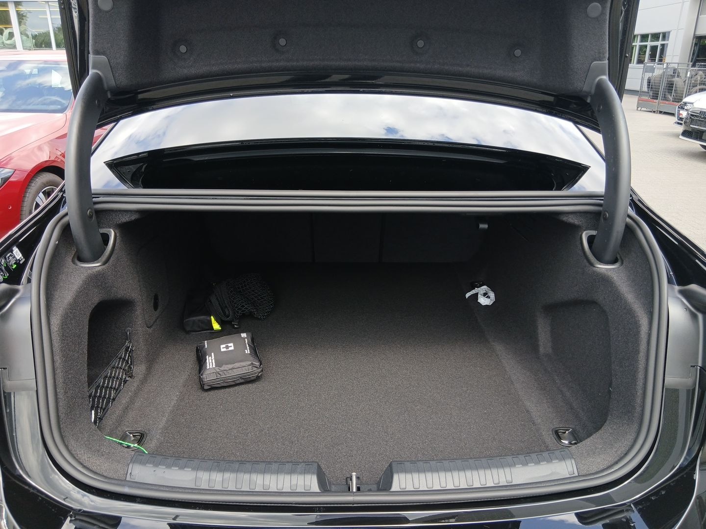 Bild über Audi A6 Limousine edition one TDI quattro 220 kW S tronic - für weitere Informationen kontaktieren Sie den Audi Partner