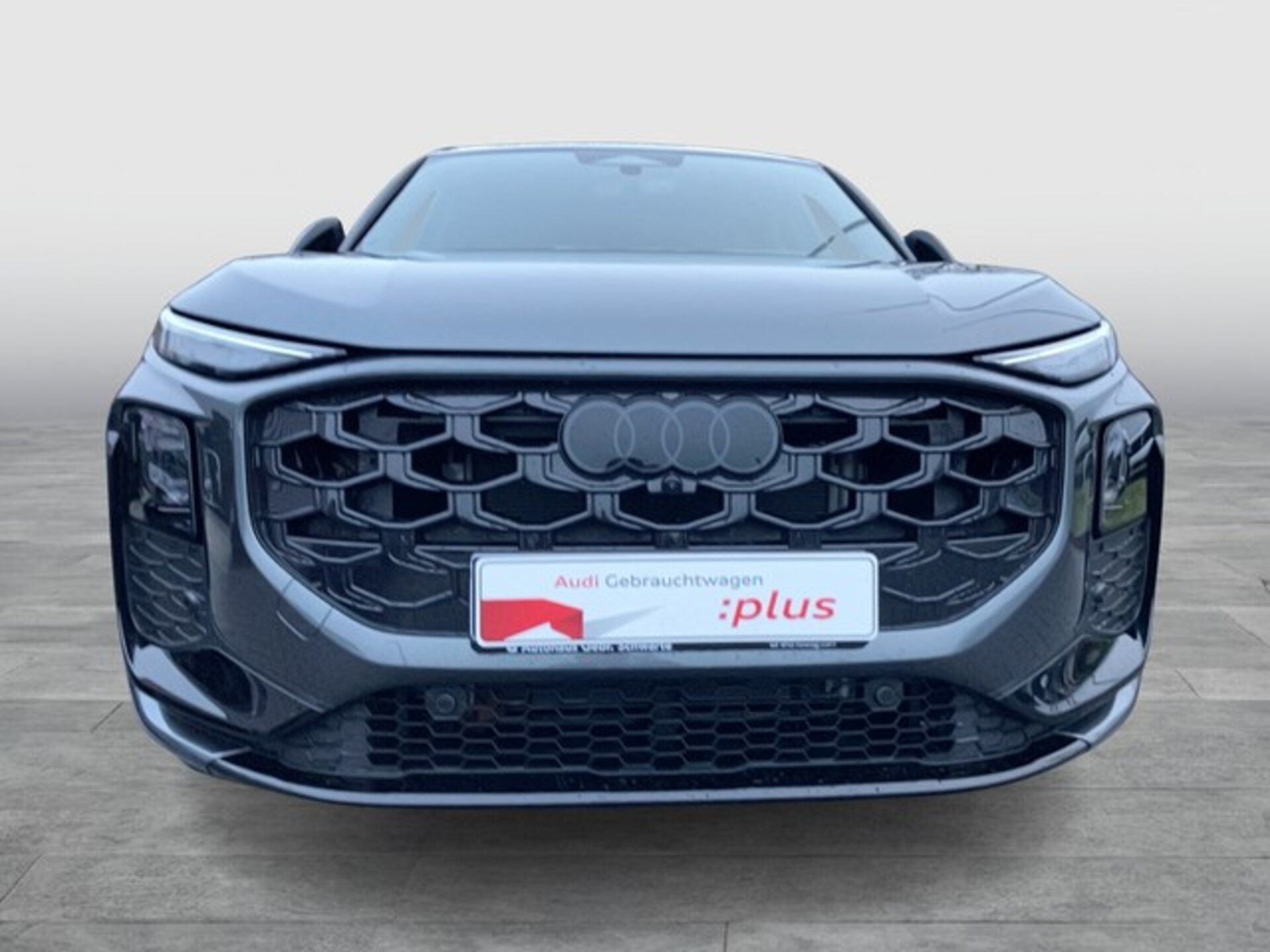 Audi Q3 SUV e-hybrid