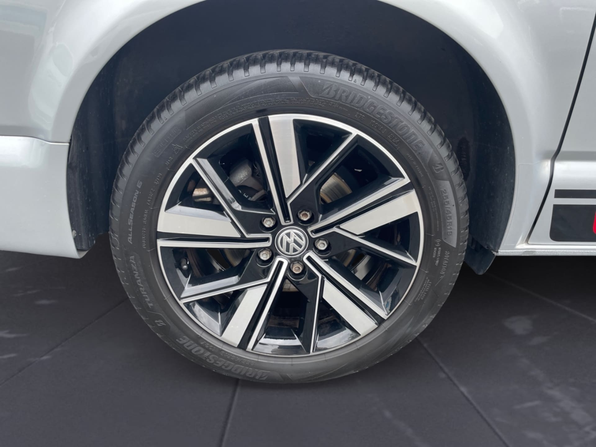 Volkswagen T6.1 California Beach