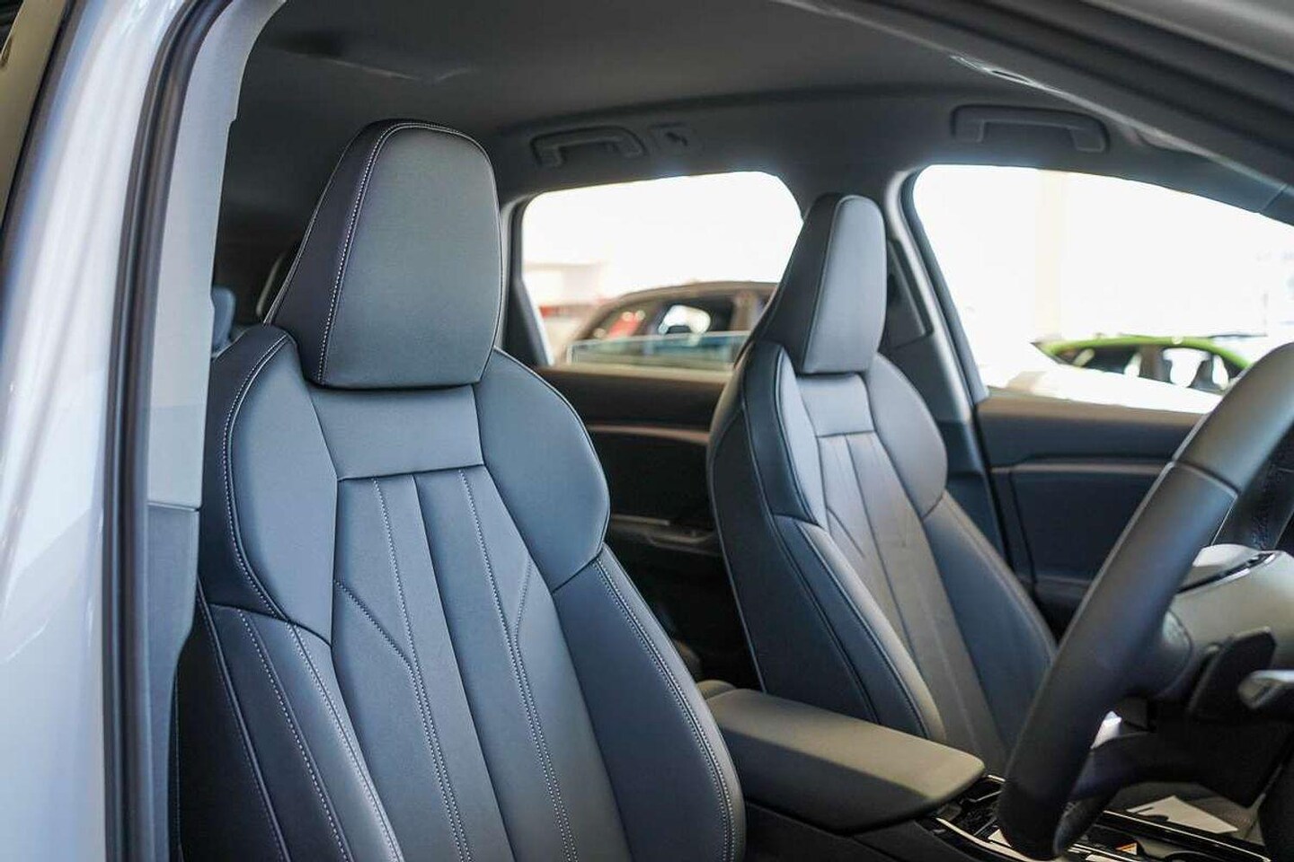 Image about Audi Q6 SUV e-tron e-tron