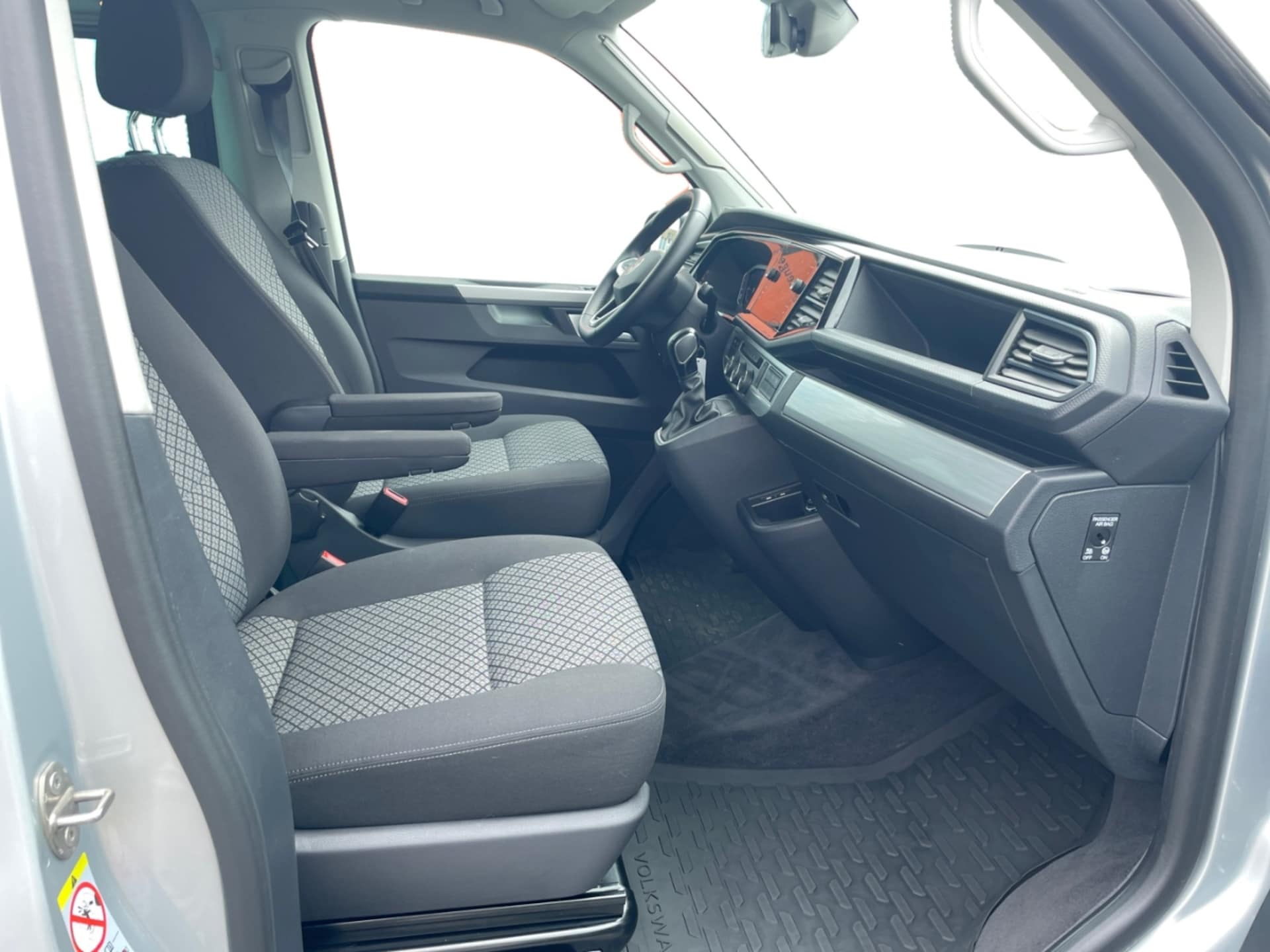 Volkswagen T6.1 California Beach
