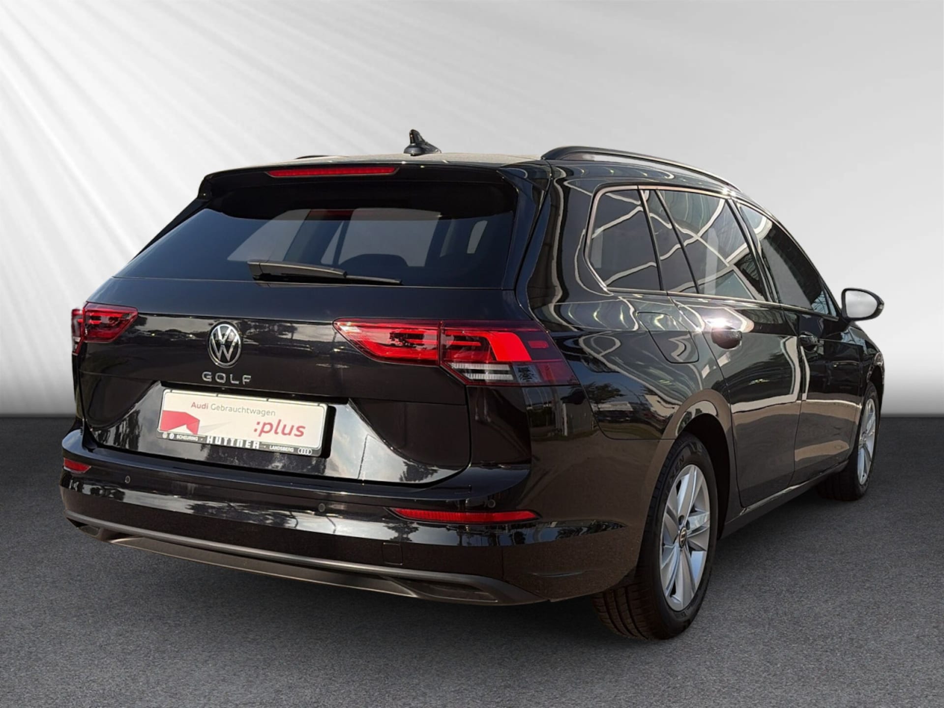 Volkswagen Golf Variant Life