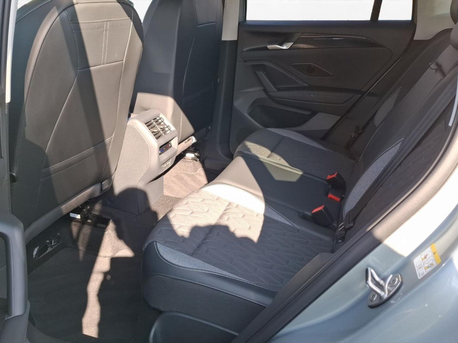 Volkswagen Tiguan – Bild 3