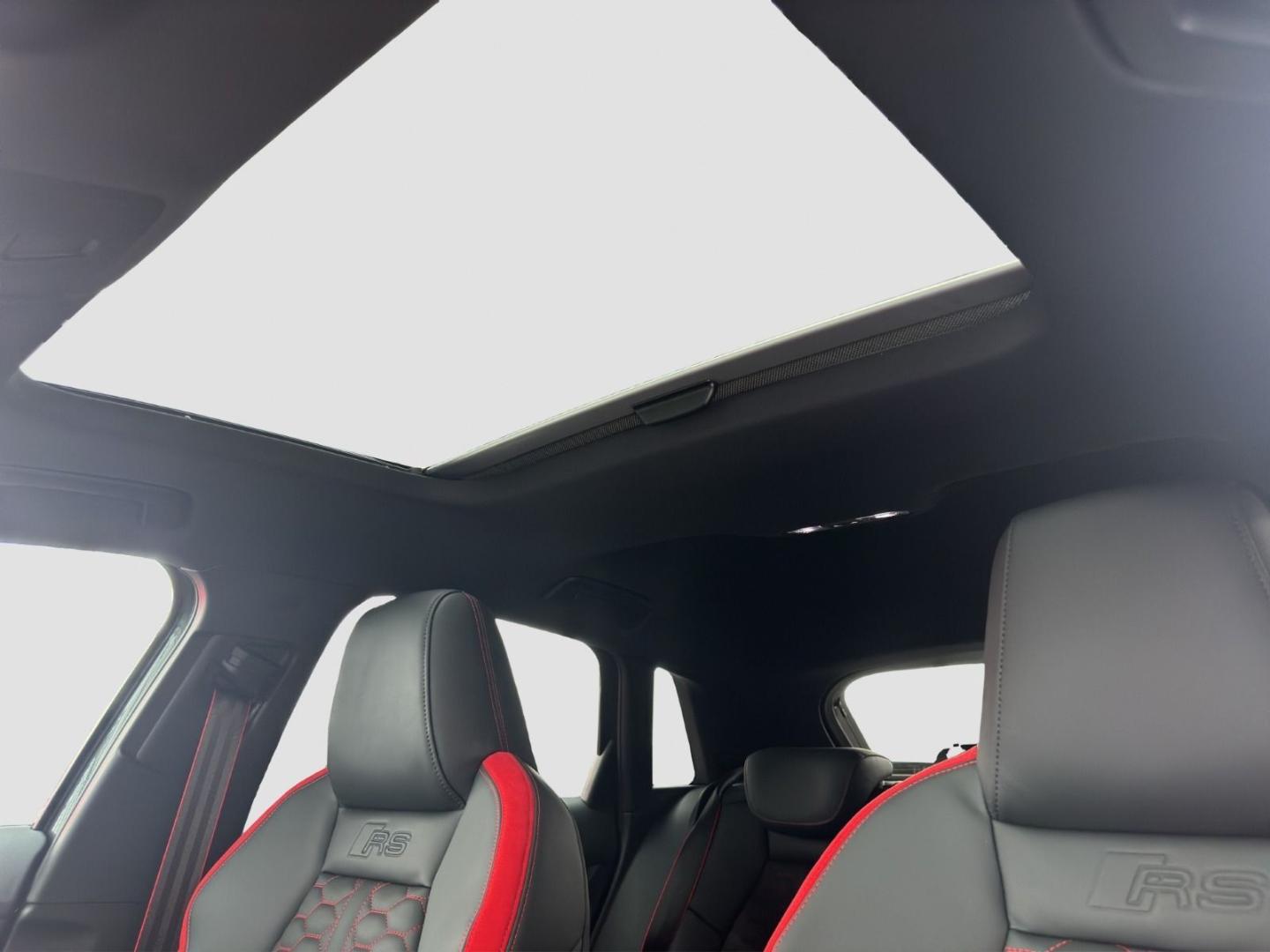 Image about Audi RS 3 Sportback TFSI quattro S tronic