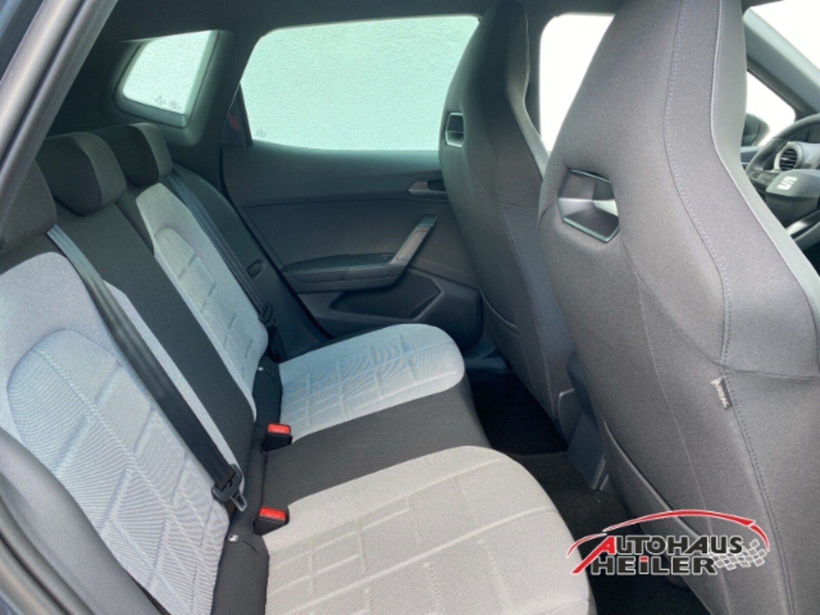 SEAT Arona – Bild 9