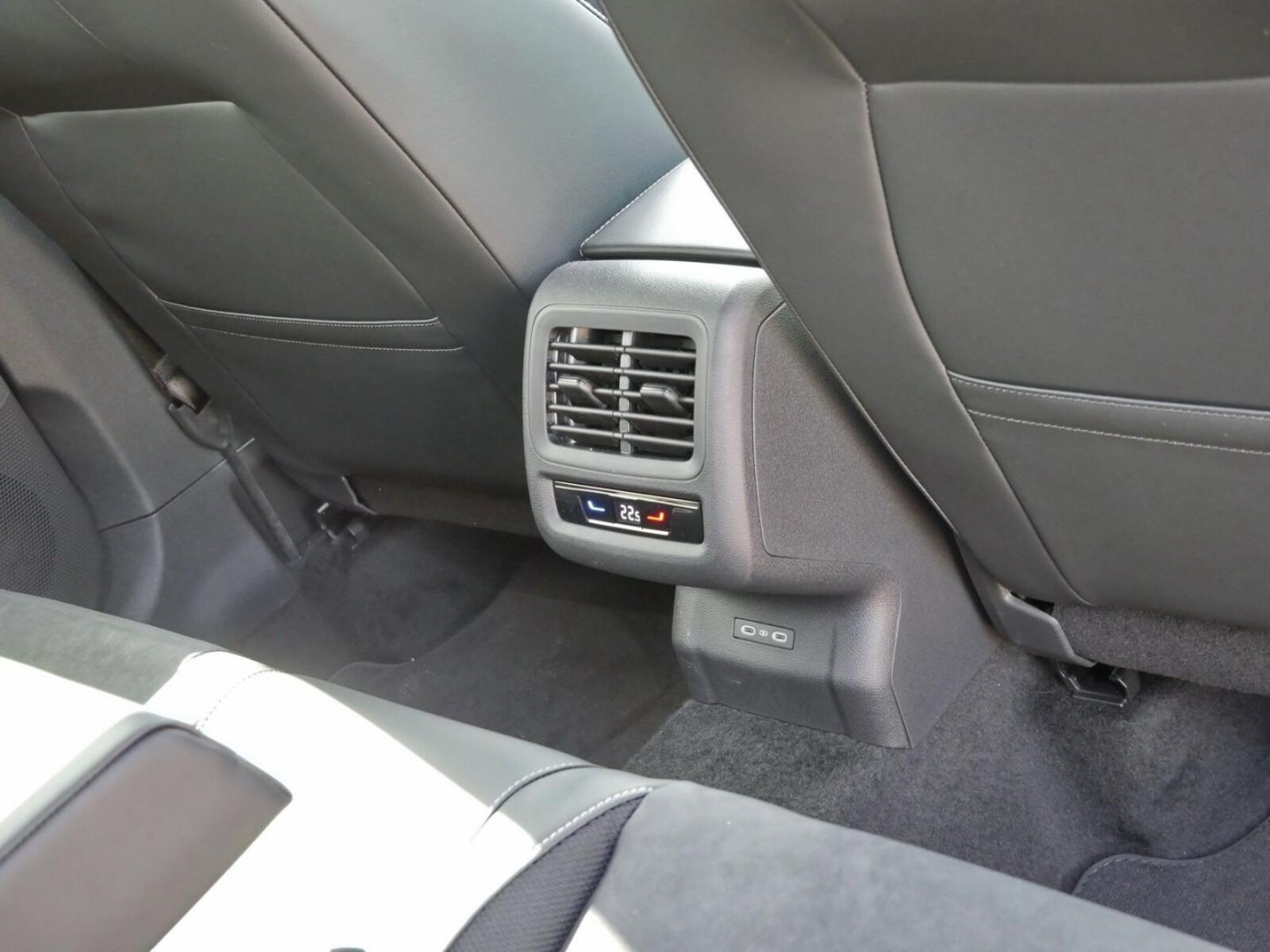 Volkswagen T-Roc – Bild 17