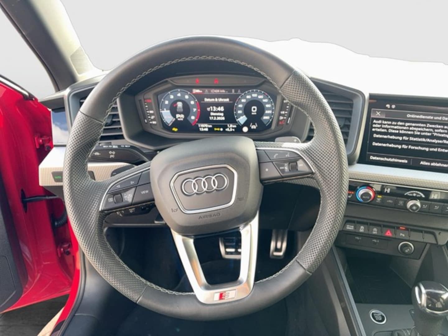 Bild über Audi A1 Sportback S line 40 TFSI S tronic - für weitere Informationen kontaktieren Sie den Audi Partner